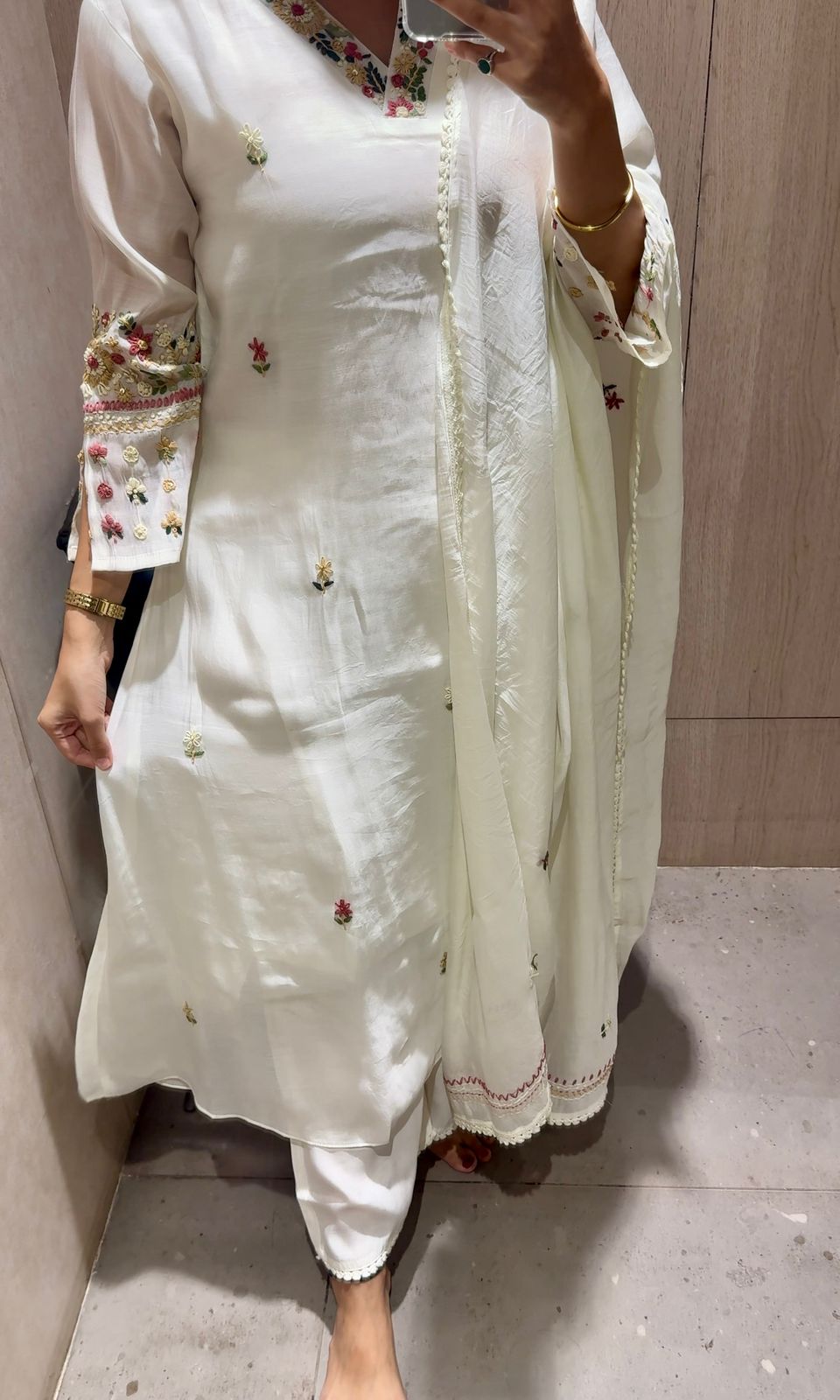 CREAM Floral Neckline MUL CHANDERI Kurta Set