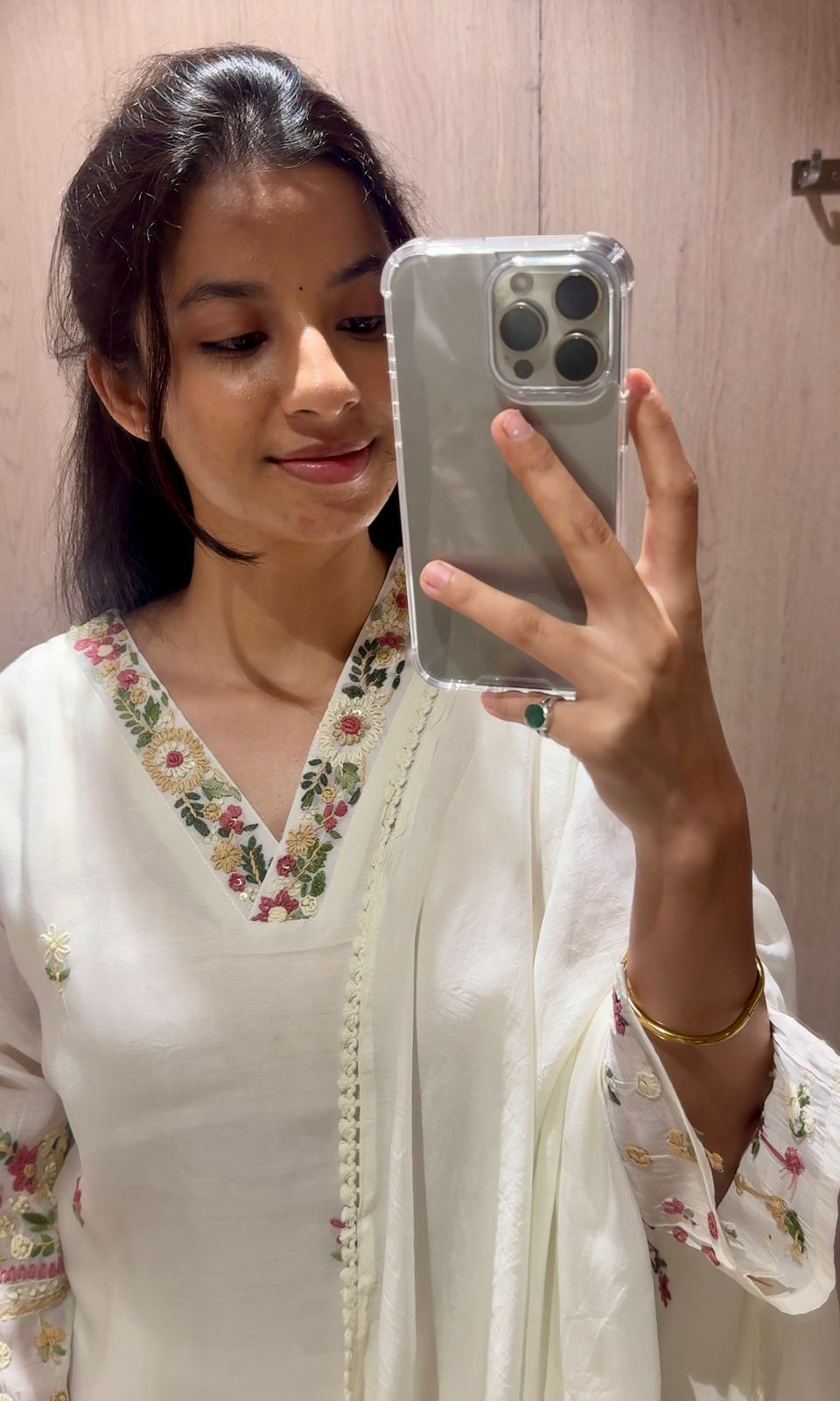 CREAM Floral Neckline MUL CHANDERI Kurta Set