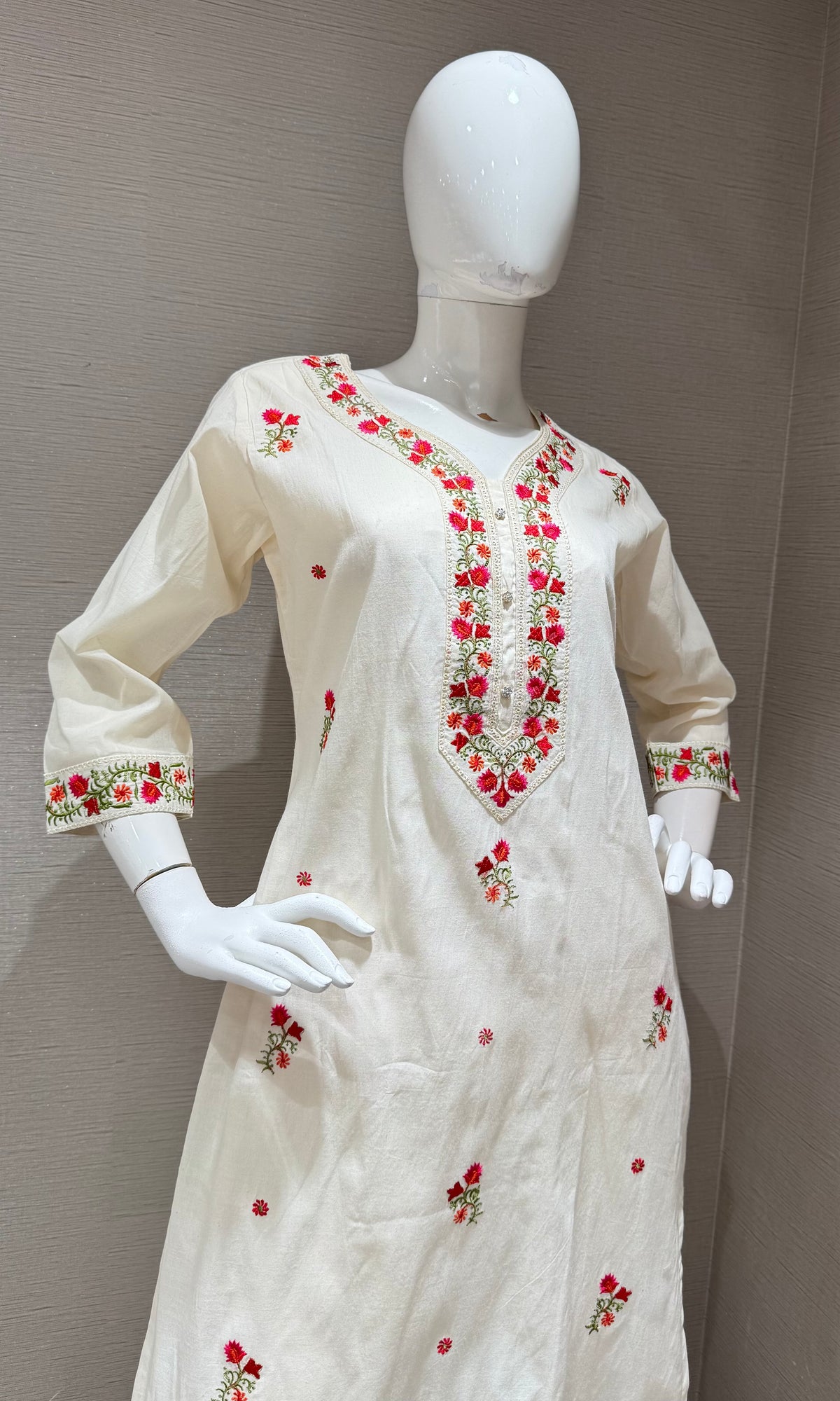 Cream Mul Chanderi Kurta Set with Red & Green Embroidery