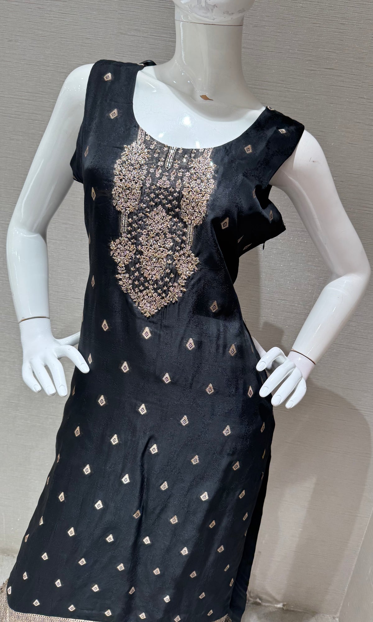 Black & Gold Banarasi silk Kurta Set with Dupatta
