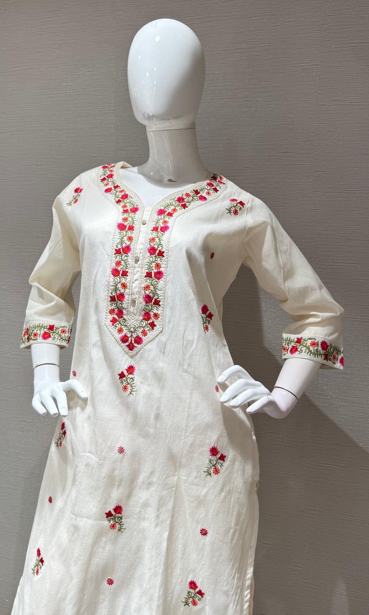 Cream Mul Chanderi Kurta Set with Red & Green Embroidery