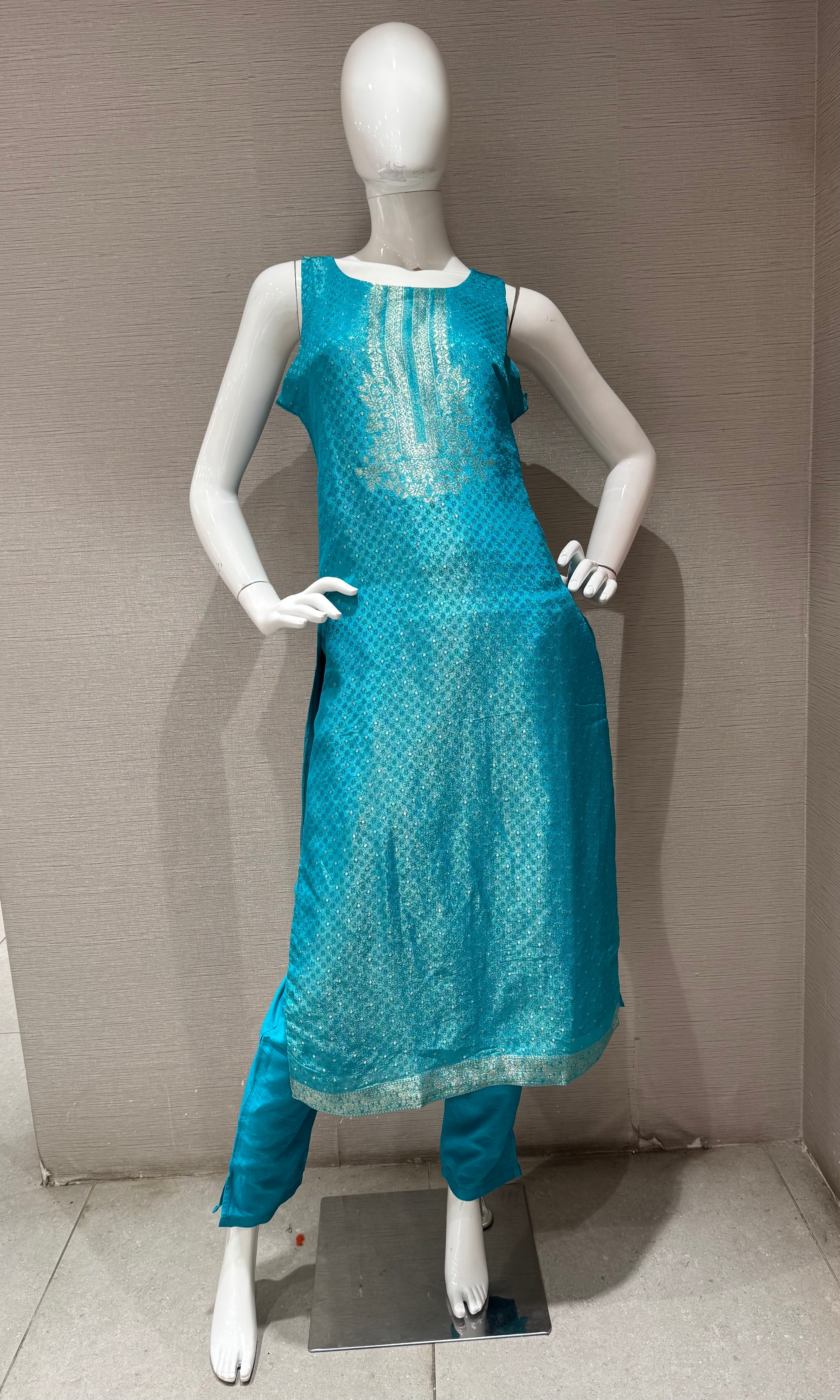 Sky Blue Kurta Set with Metallic Border Dupatta