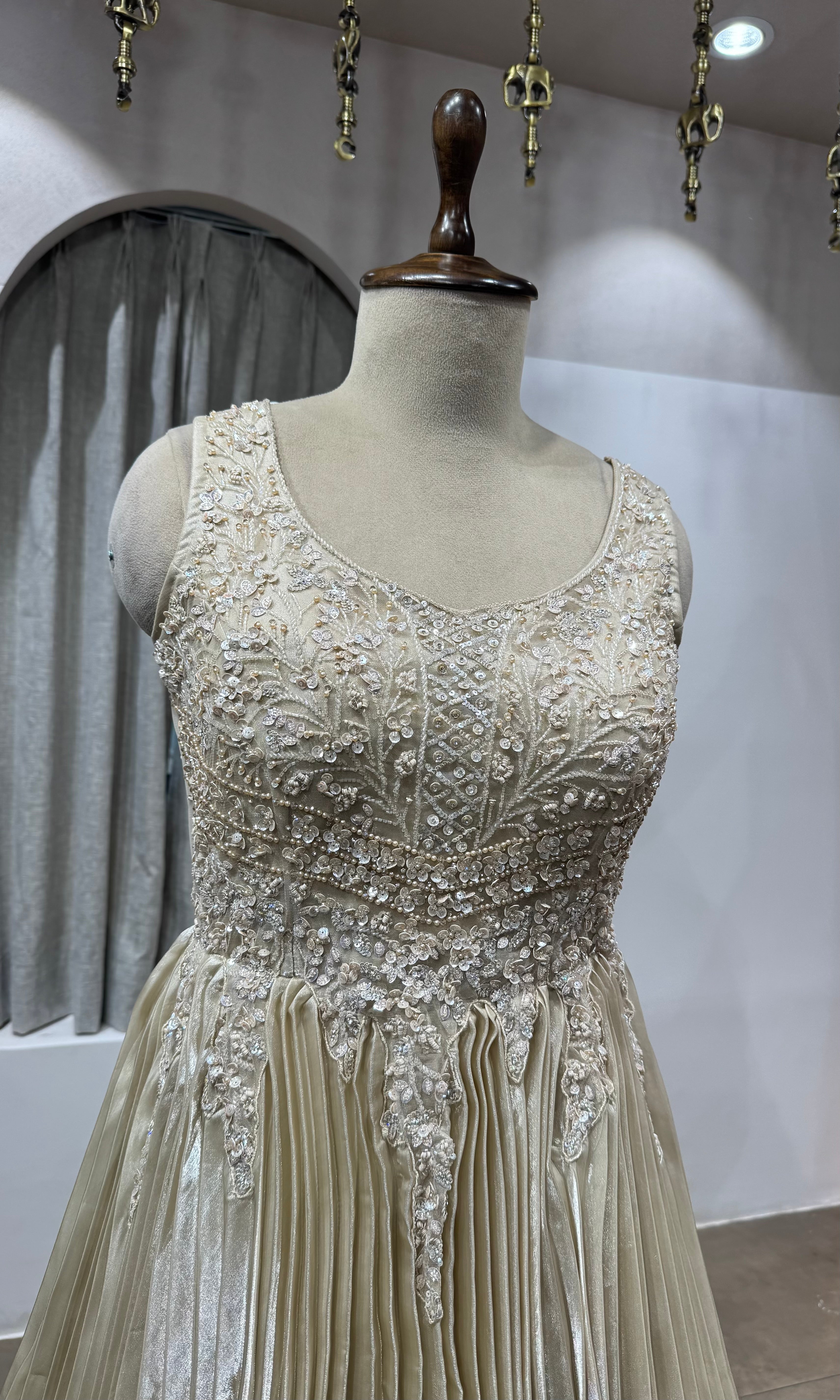BEAGH Sequins Embroidered Gown
