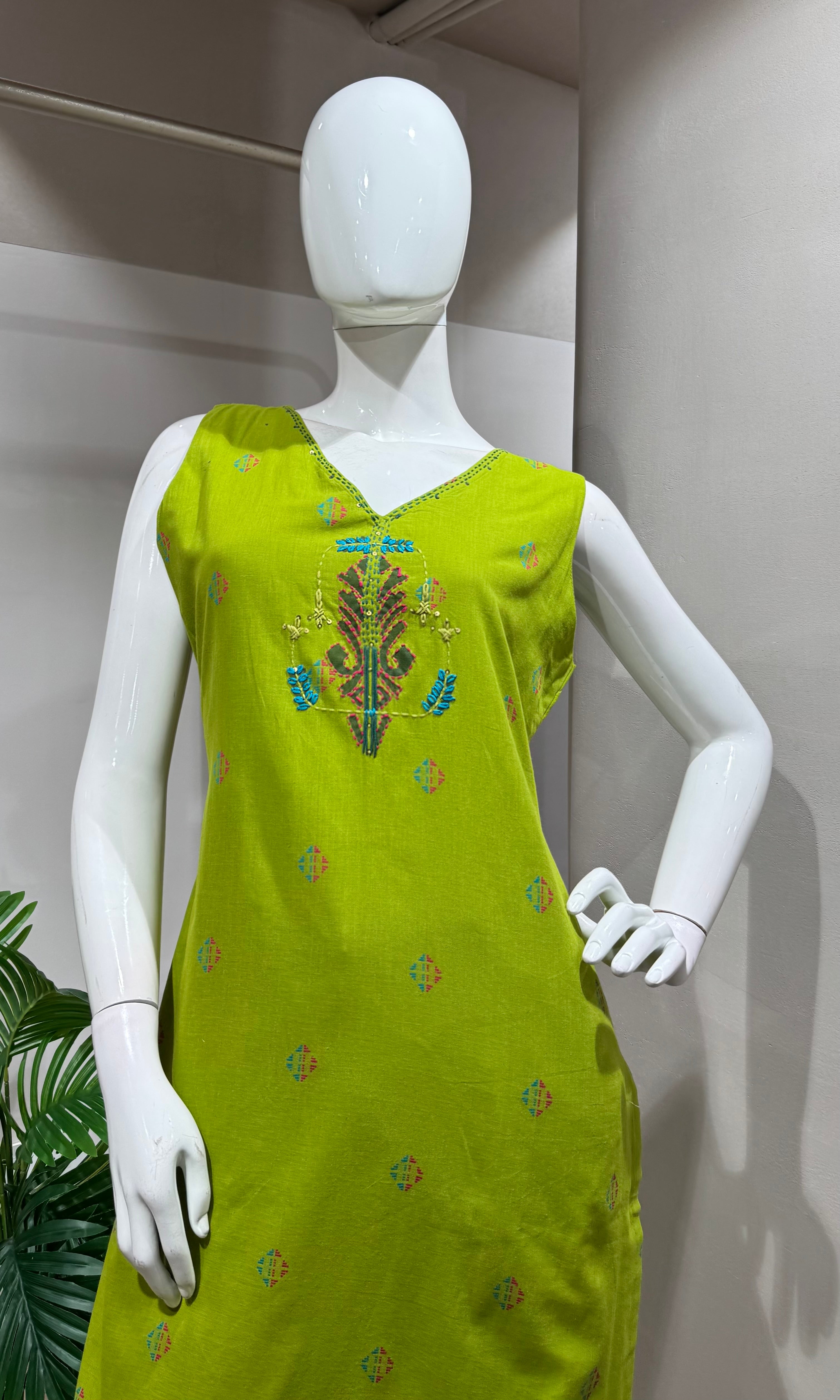 Green Embroidered Kurta Set with dupatta