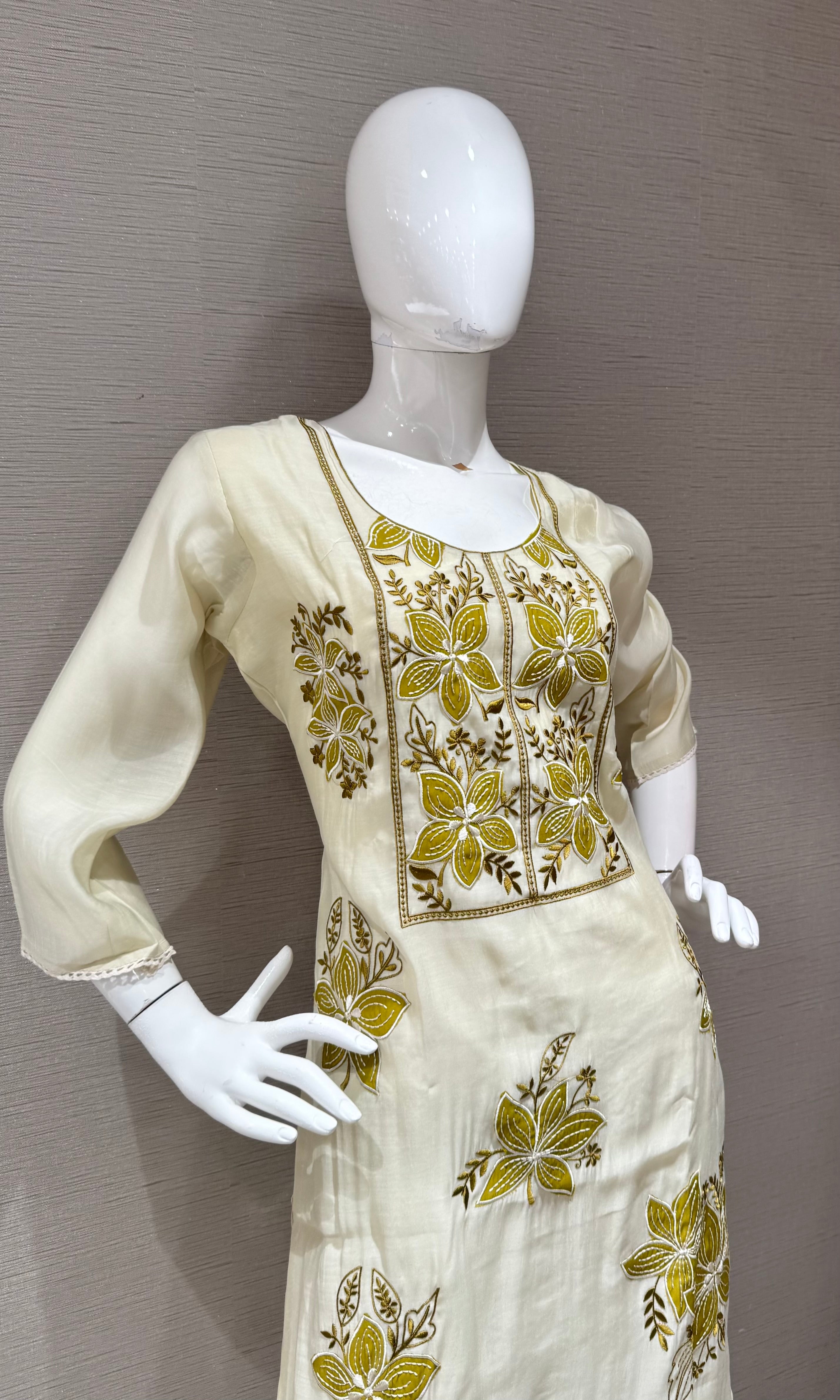 Green Floral Embroidered Kurta set