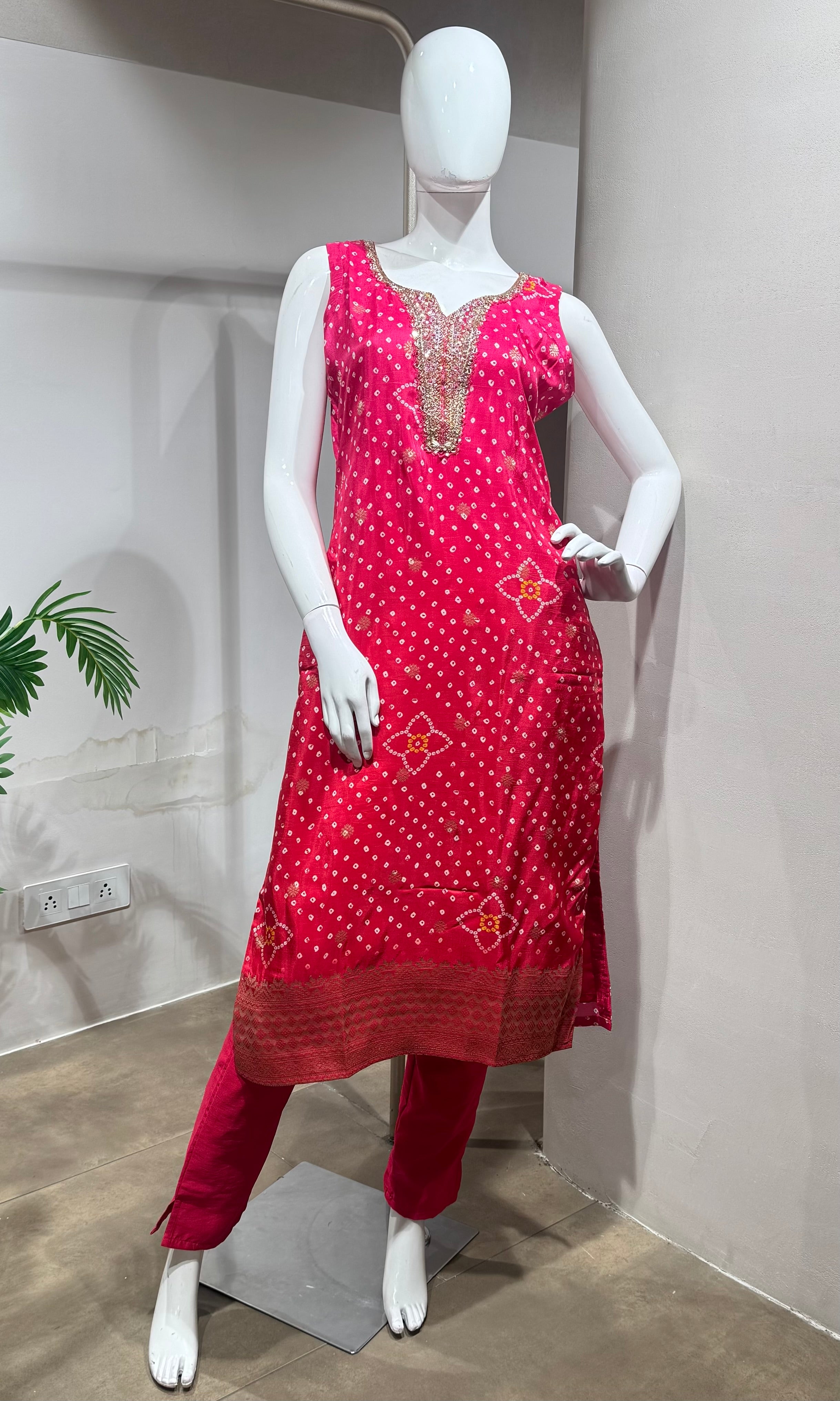 pink and gold ethnic kurta set