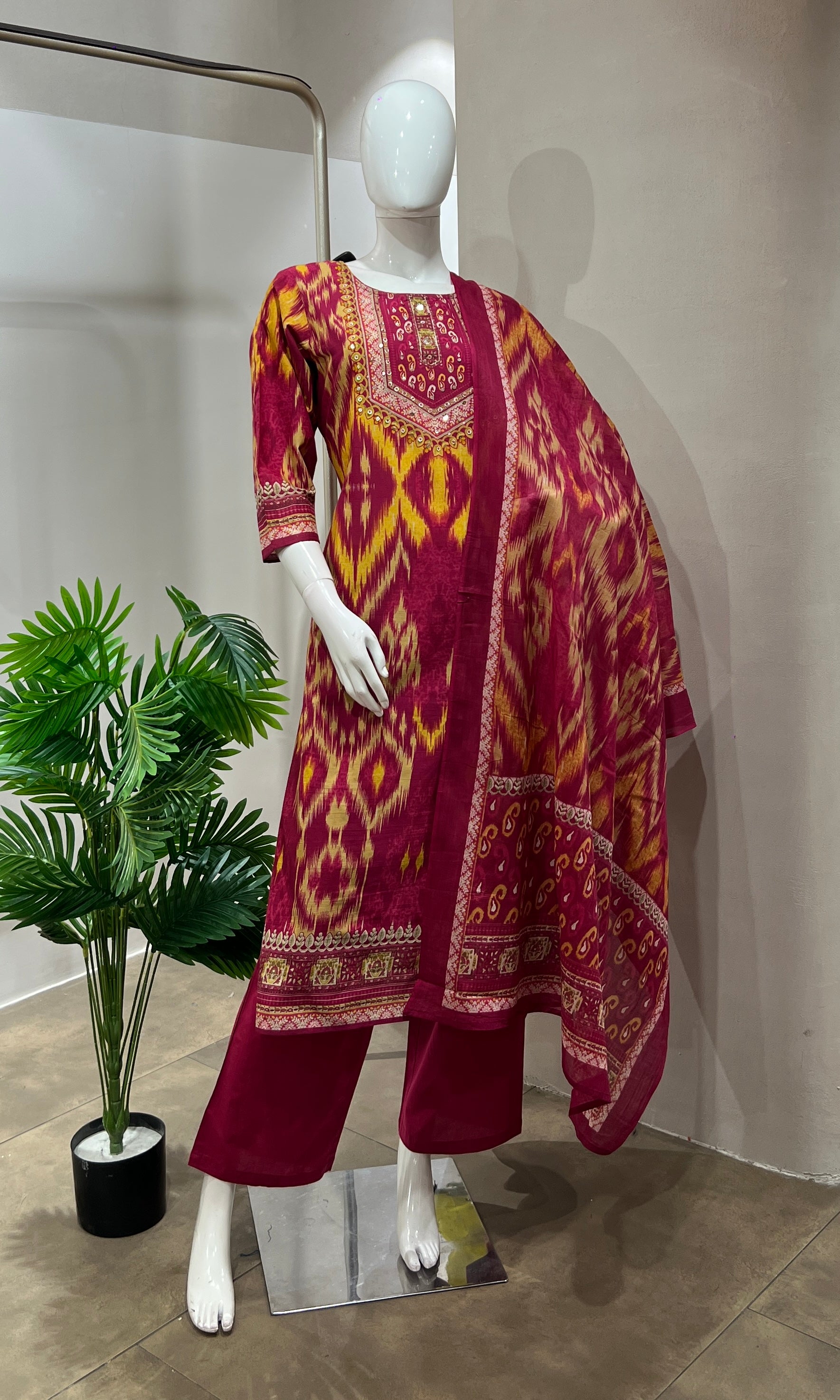 Rani pink ETHNIC kurta set