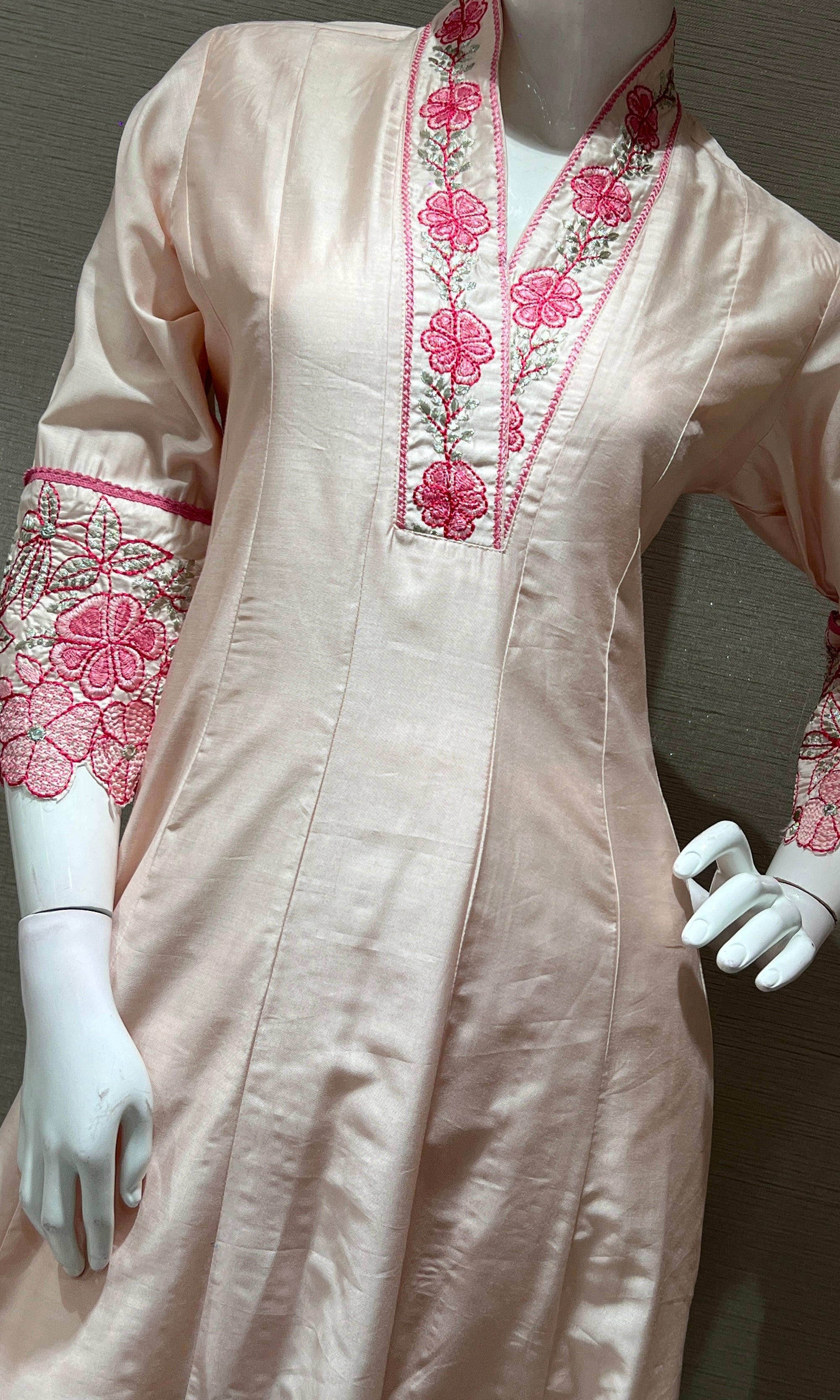 BLUSH PINK FLORAL PRINTED ANARKALI KURTA SET