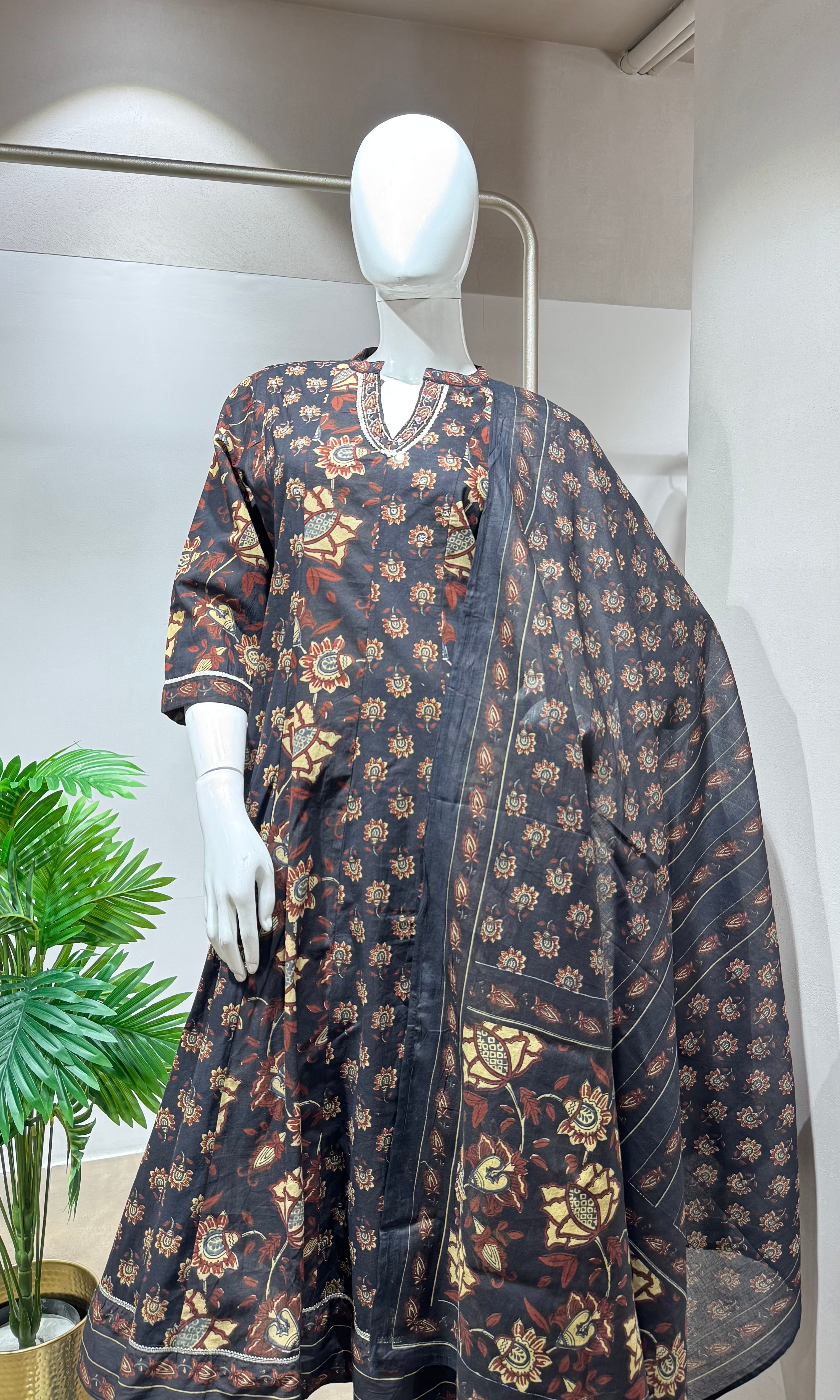 Black jaipuri cotton kurta set