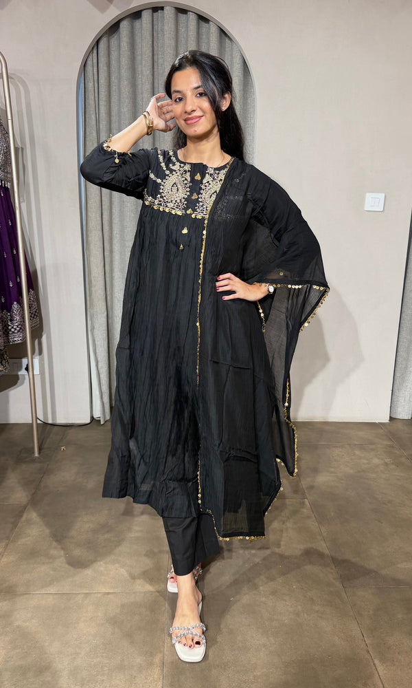 BLACK MUL CHANDERI KURTA SET WITH DUPATTA