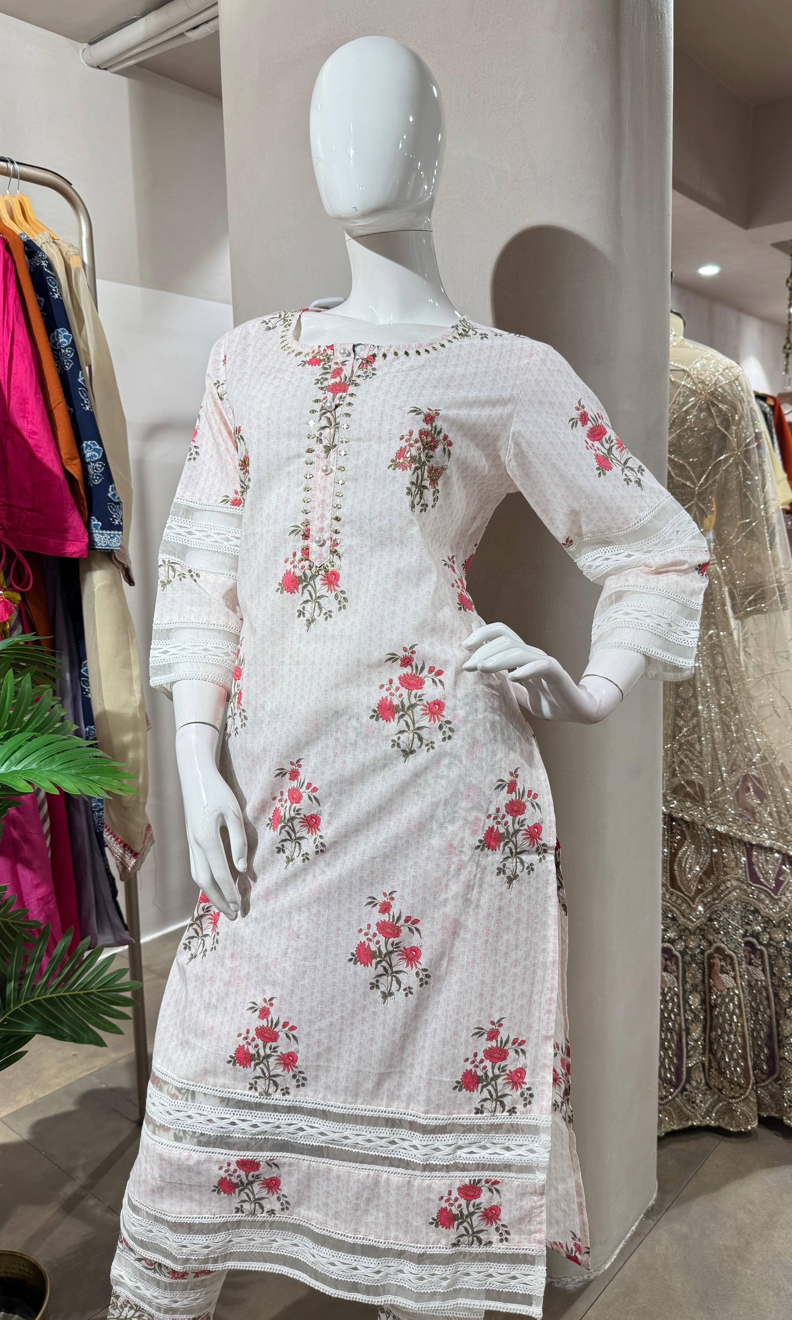 PINK FLORAL EMBROIDERY KURTA SET