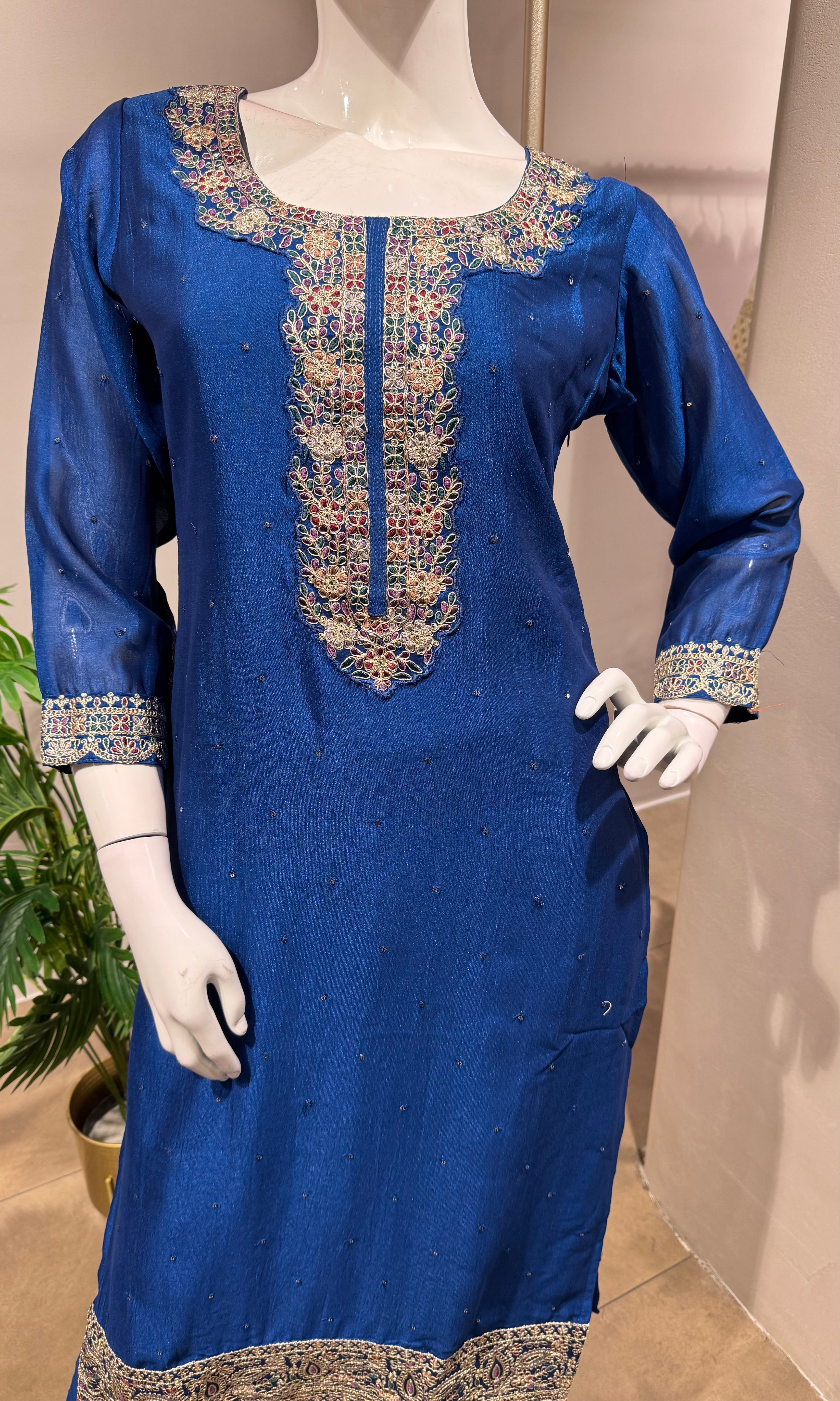 NAVY Blue Silk Kurta Set with Intricate Zari