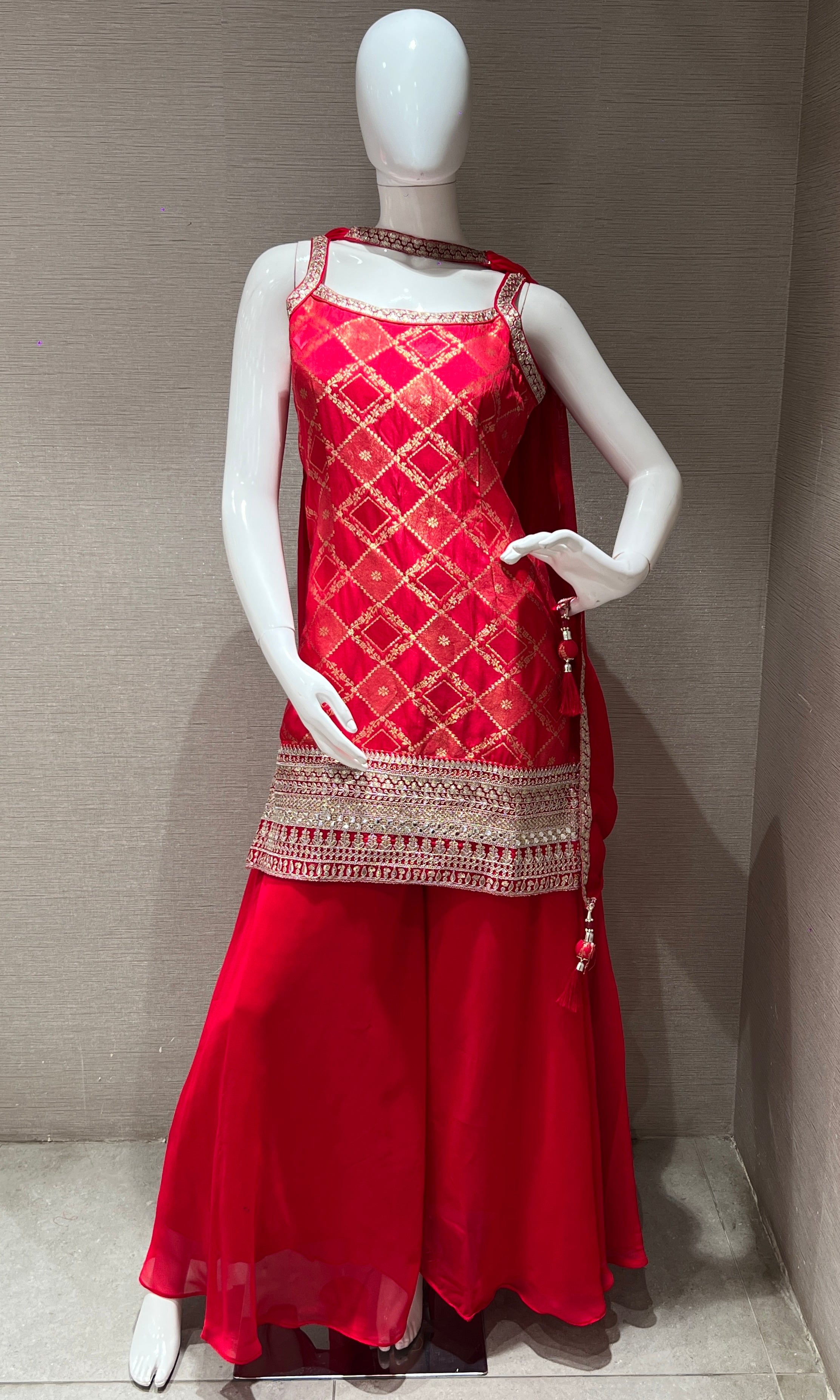 Pink palazzo
