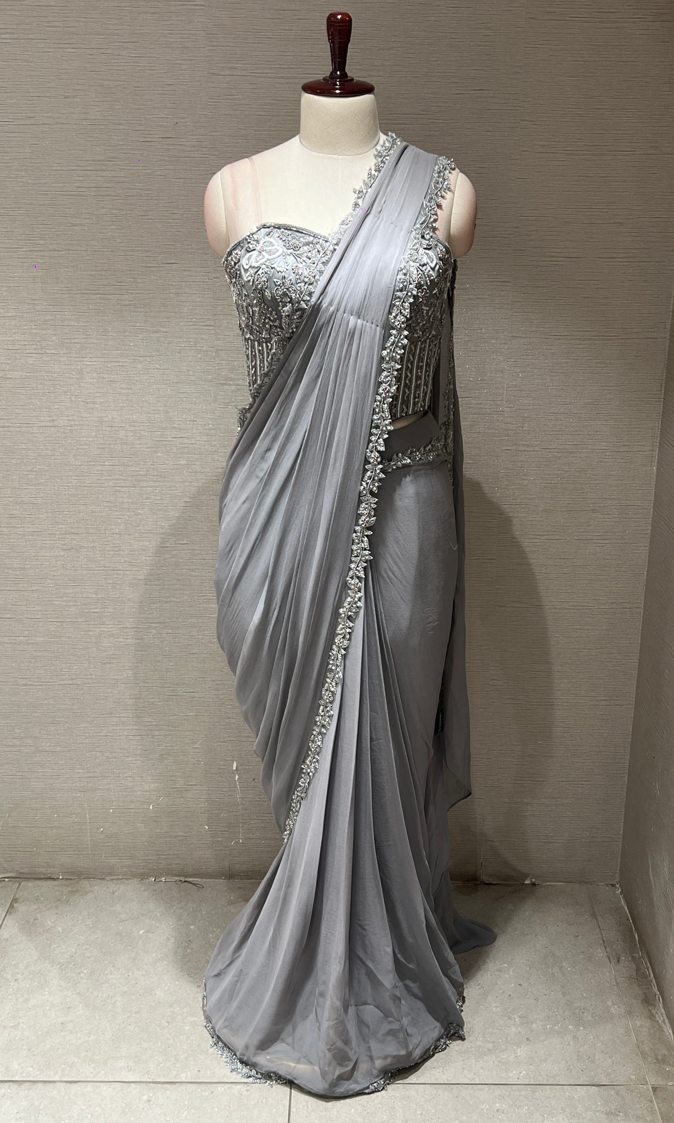 Grey one minute saree