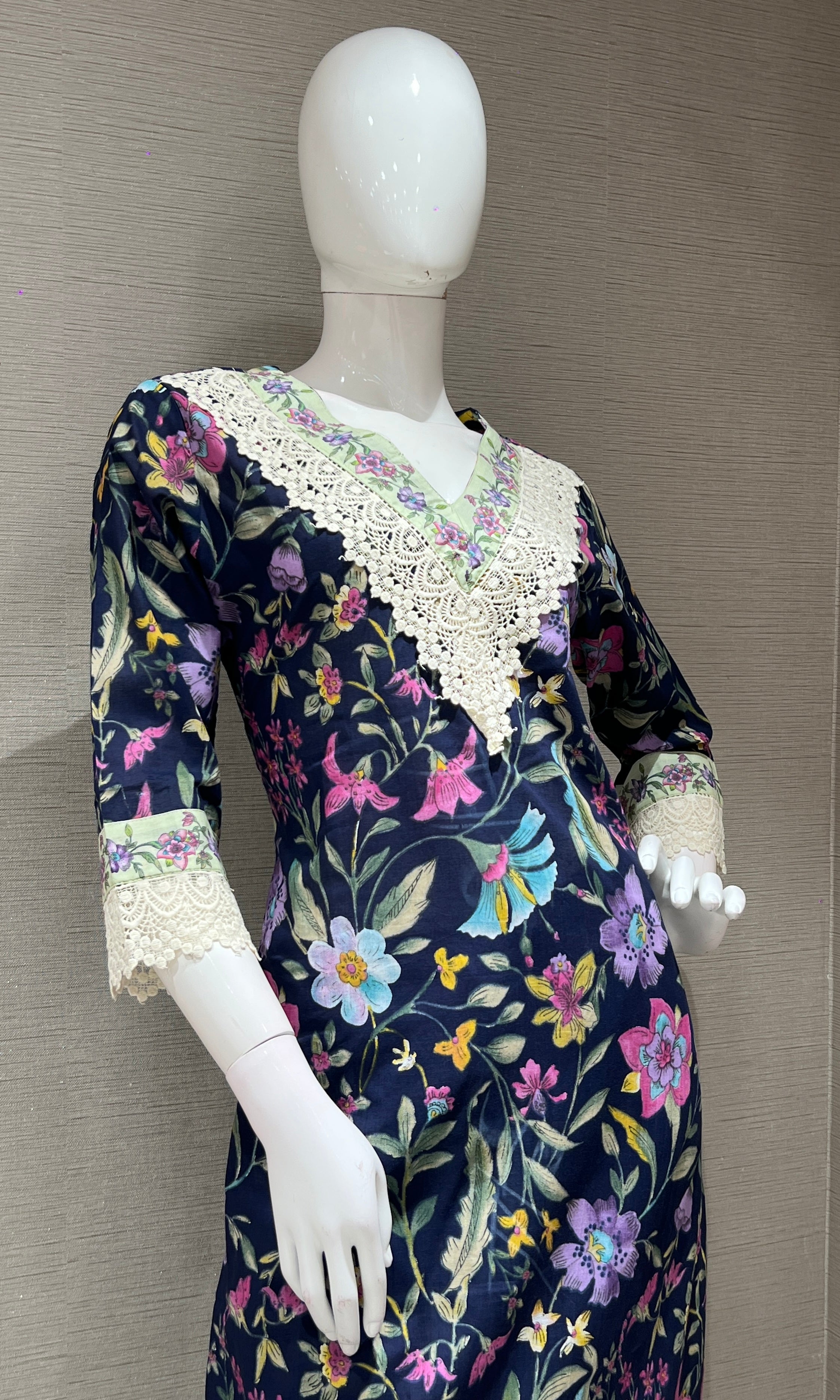 Blue FLORAL PRINTED EMBROIDERED kurta set