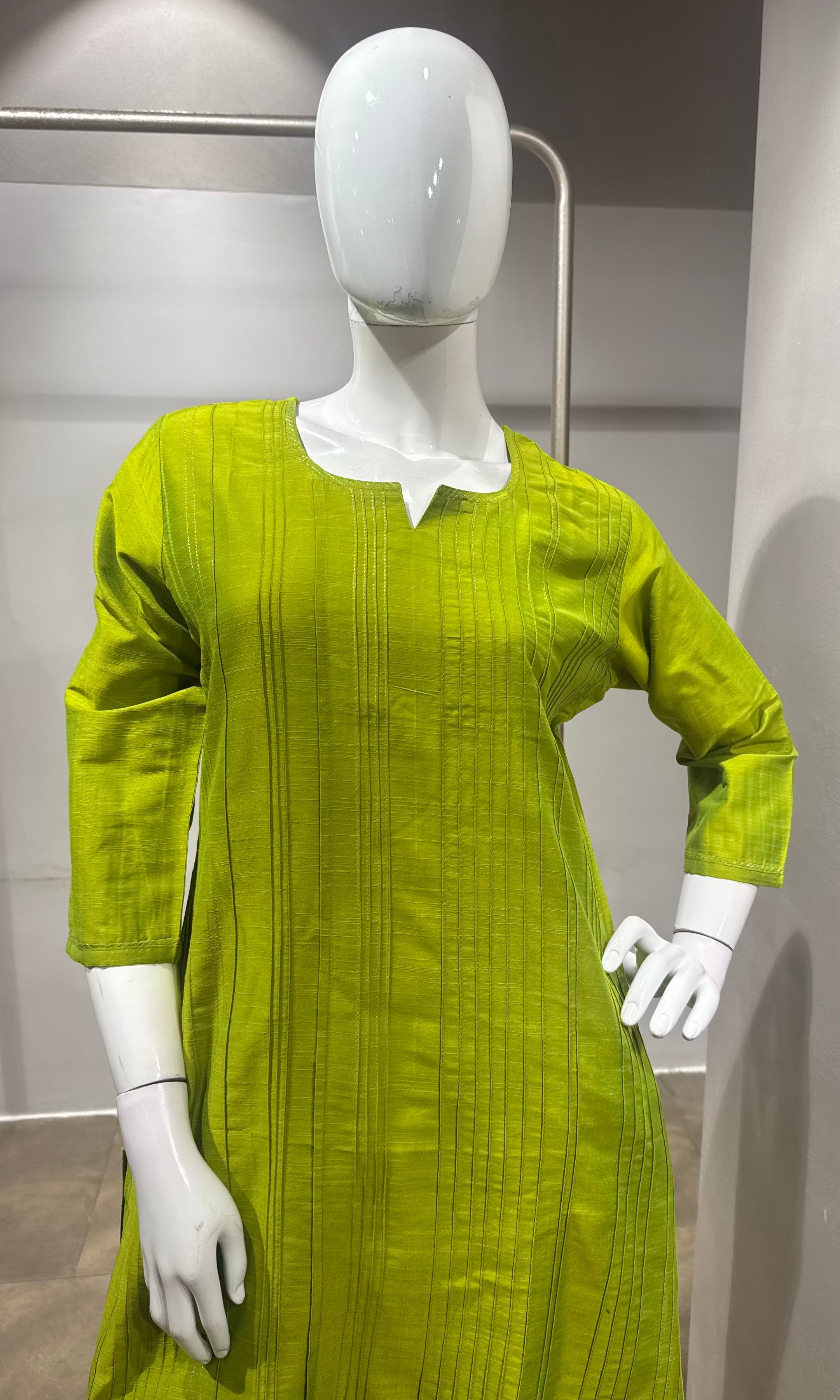 Green Silk Blend Straight Kurta Pant Set with Dupatta