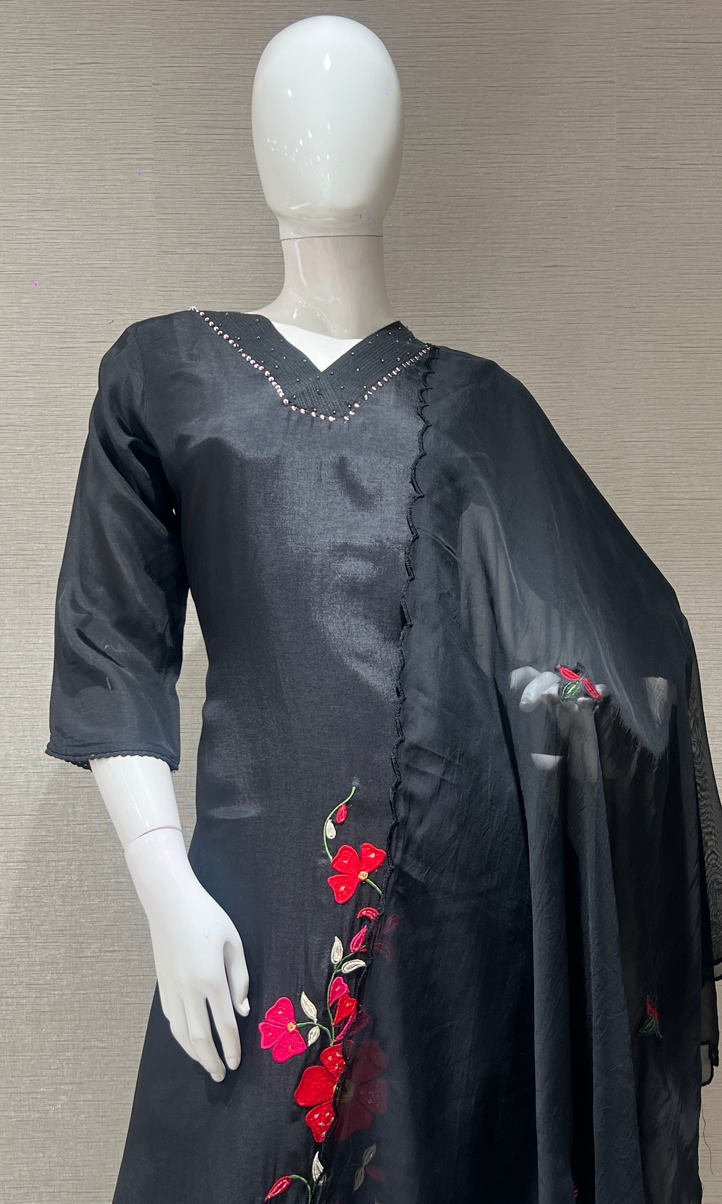 Black red floral embroidery KURTA SET