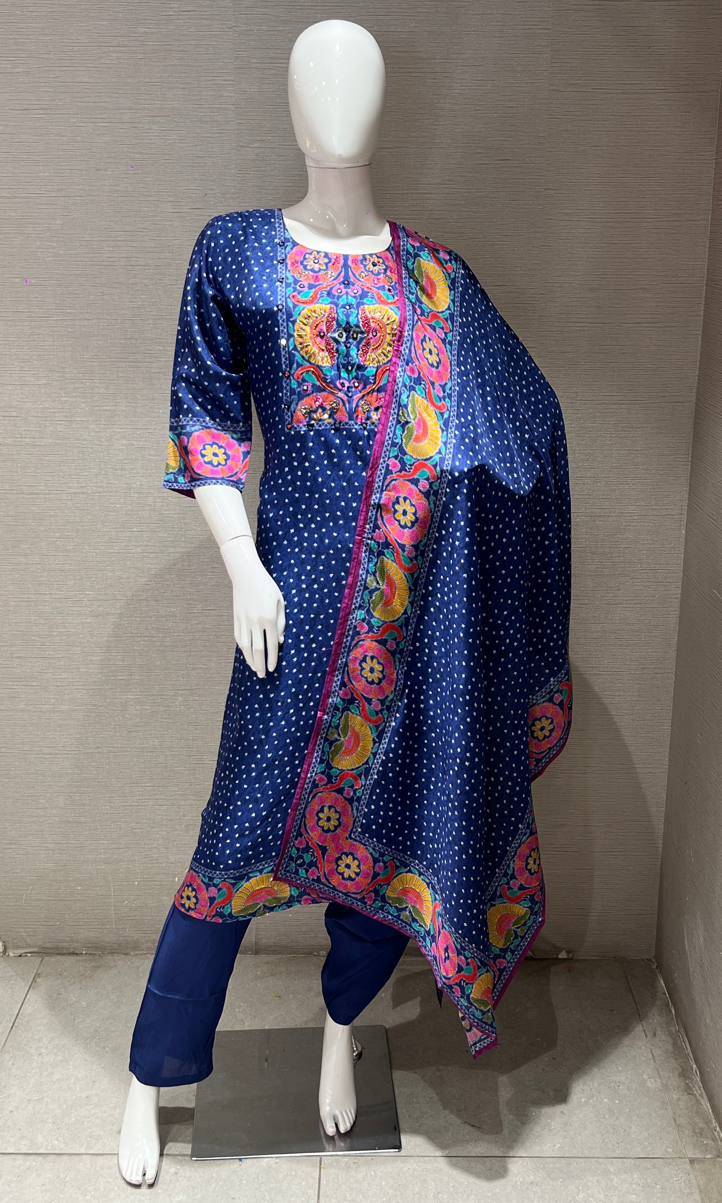 Blue Floral Print embroidered Kurta Set