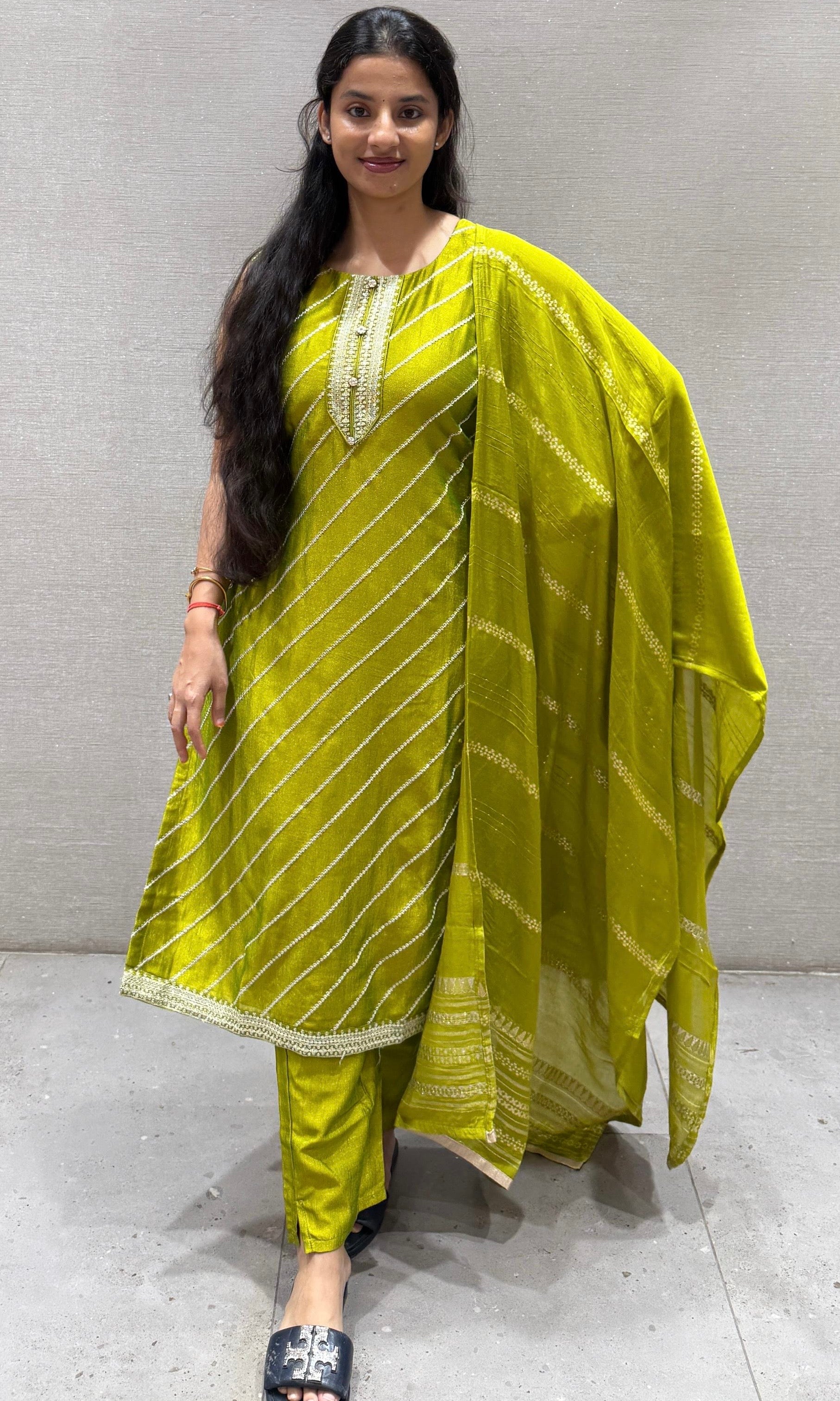 Green kurta set