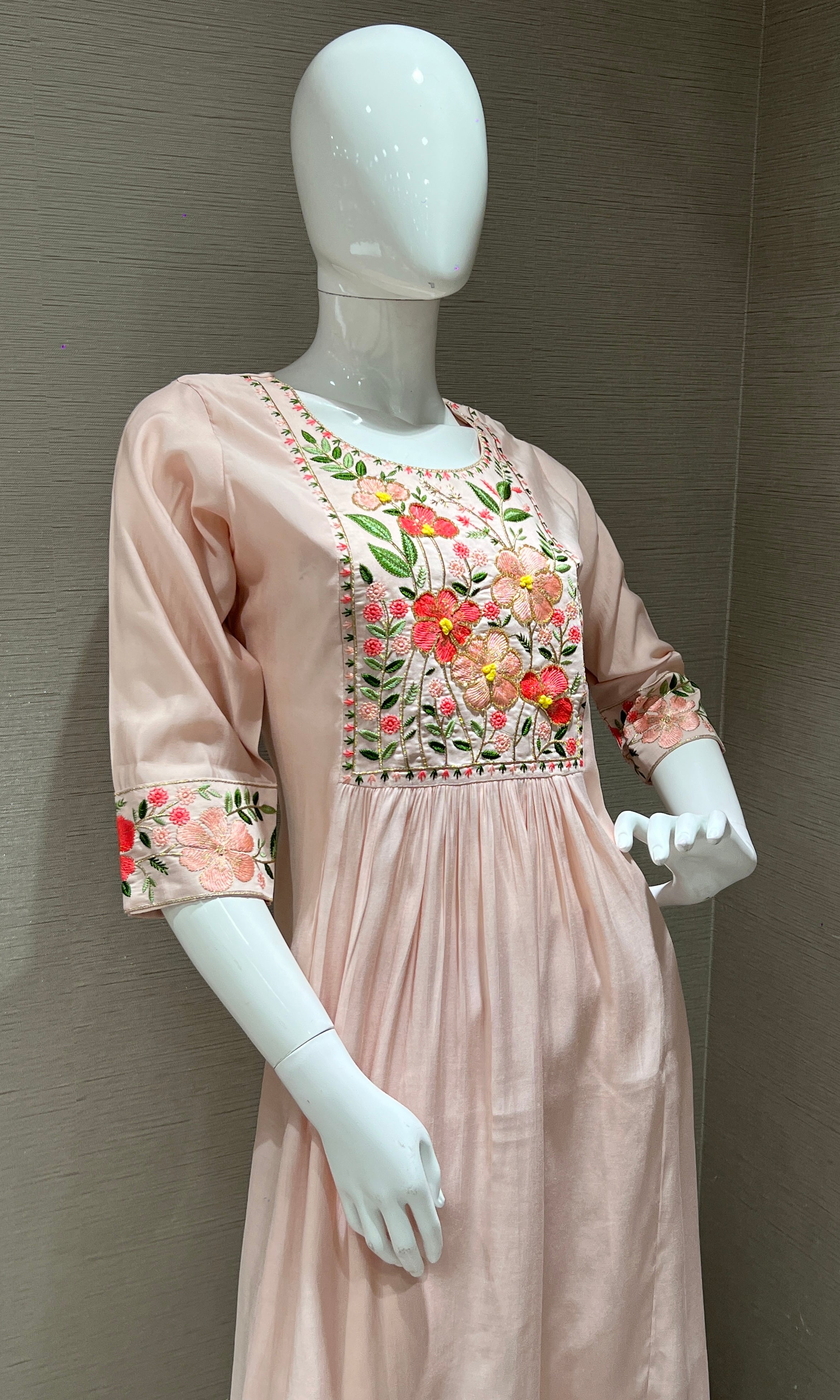 Light Peach Floral Mul Chanderi kurta set