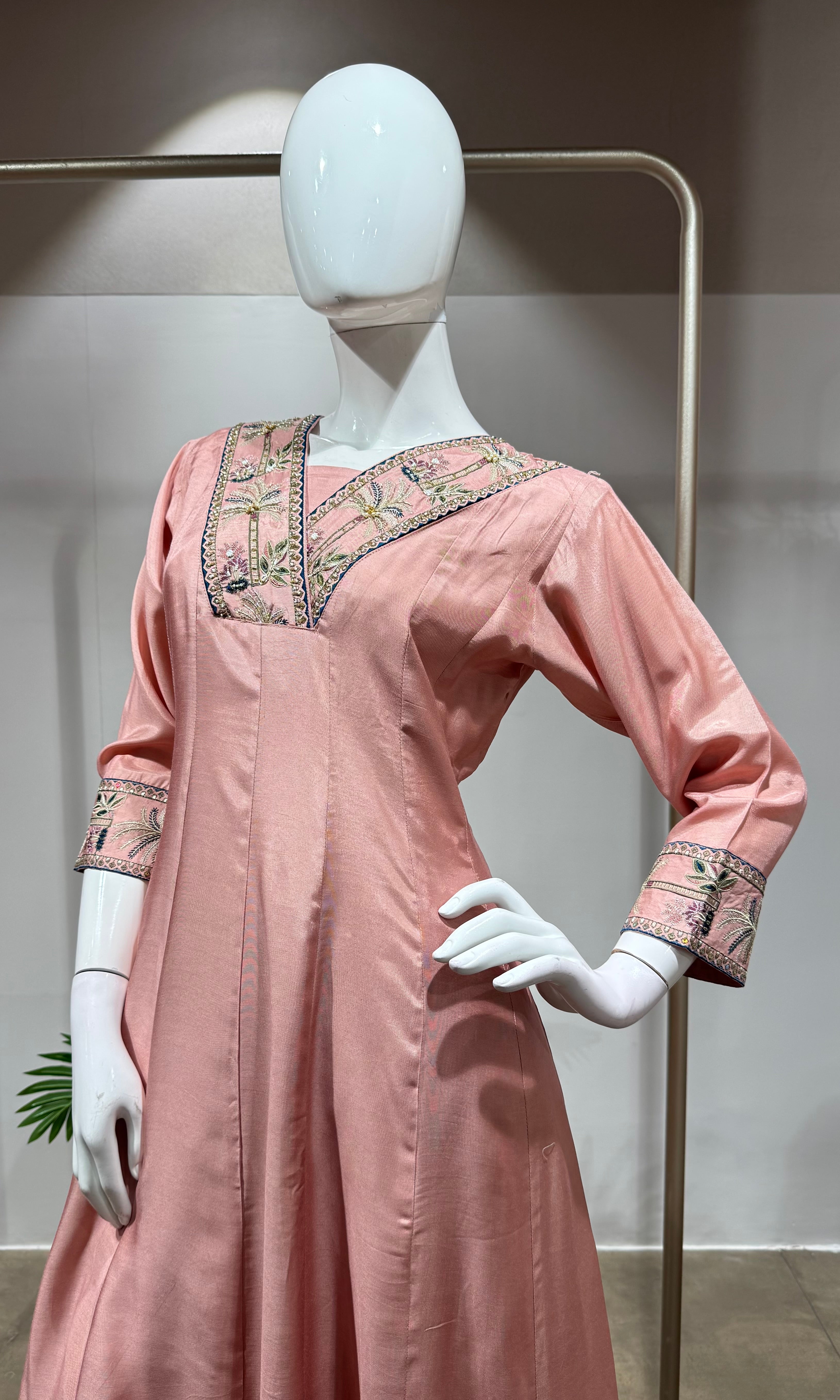 Pink Silk Kurta Set with Zari Embroidery