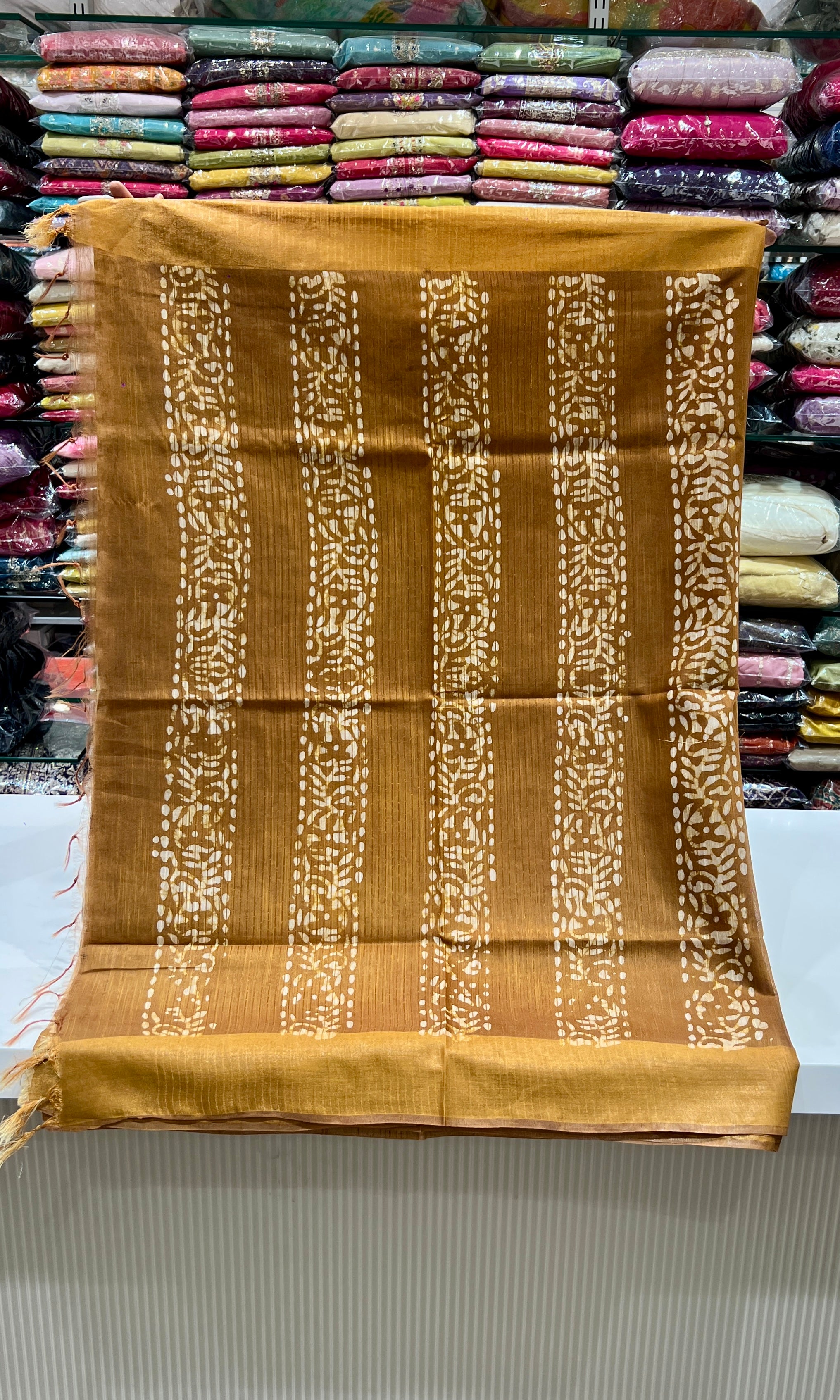 M green saree