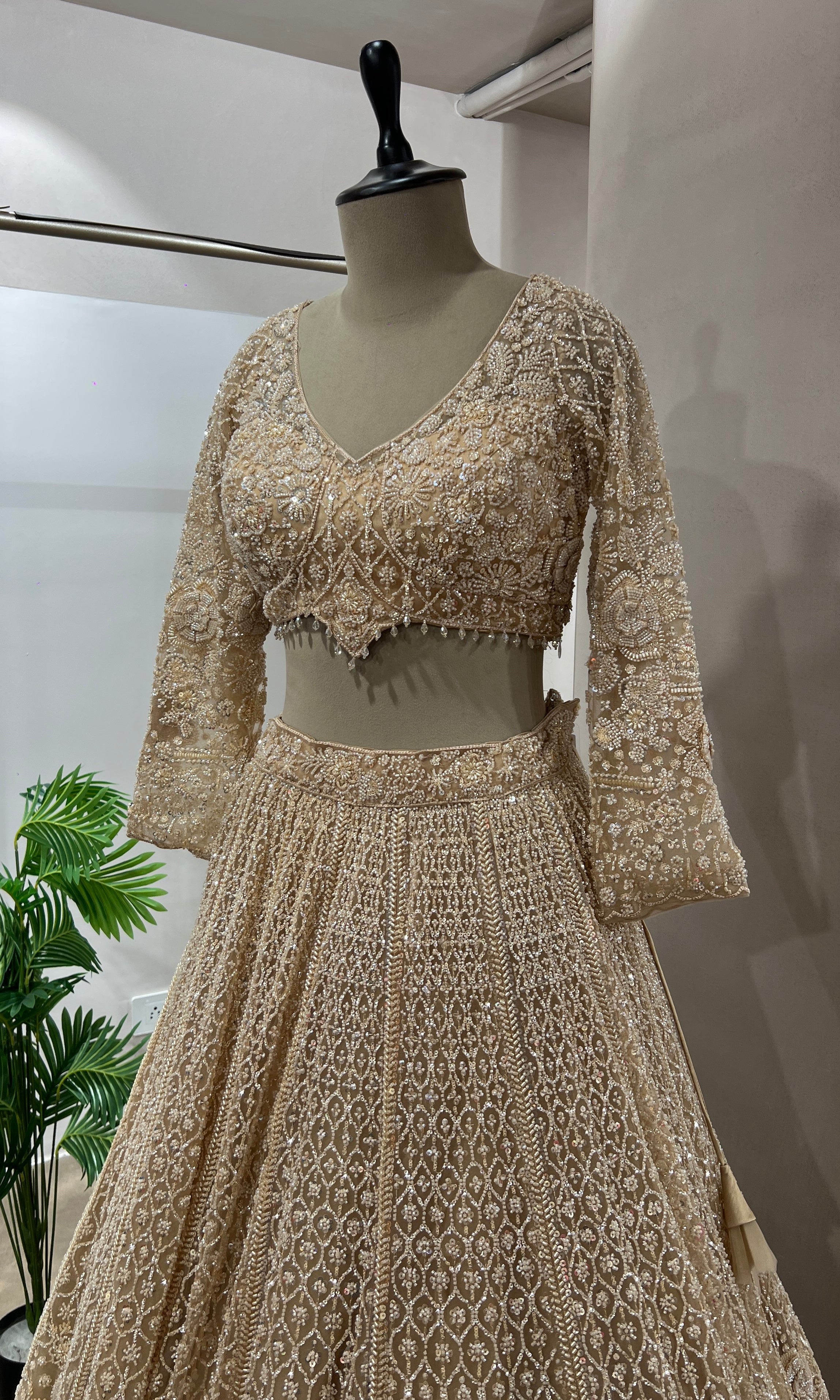 BEAGH FLORAL INTRICATE EMBROIDERY LEHENGA