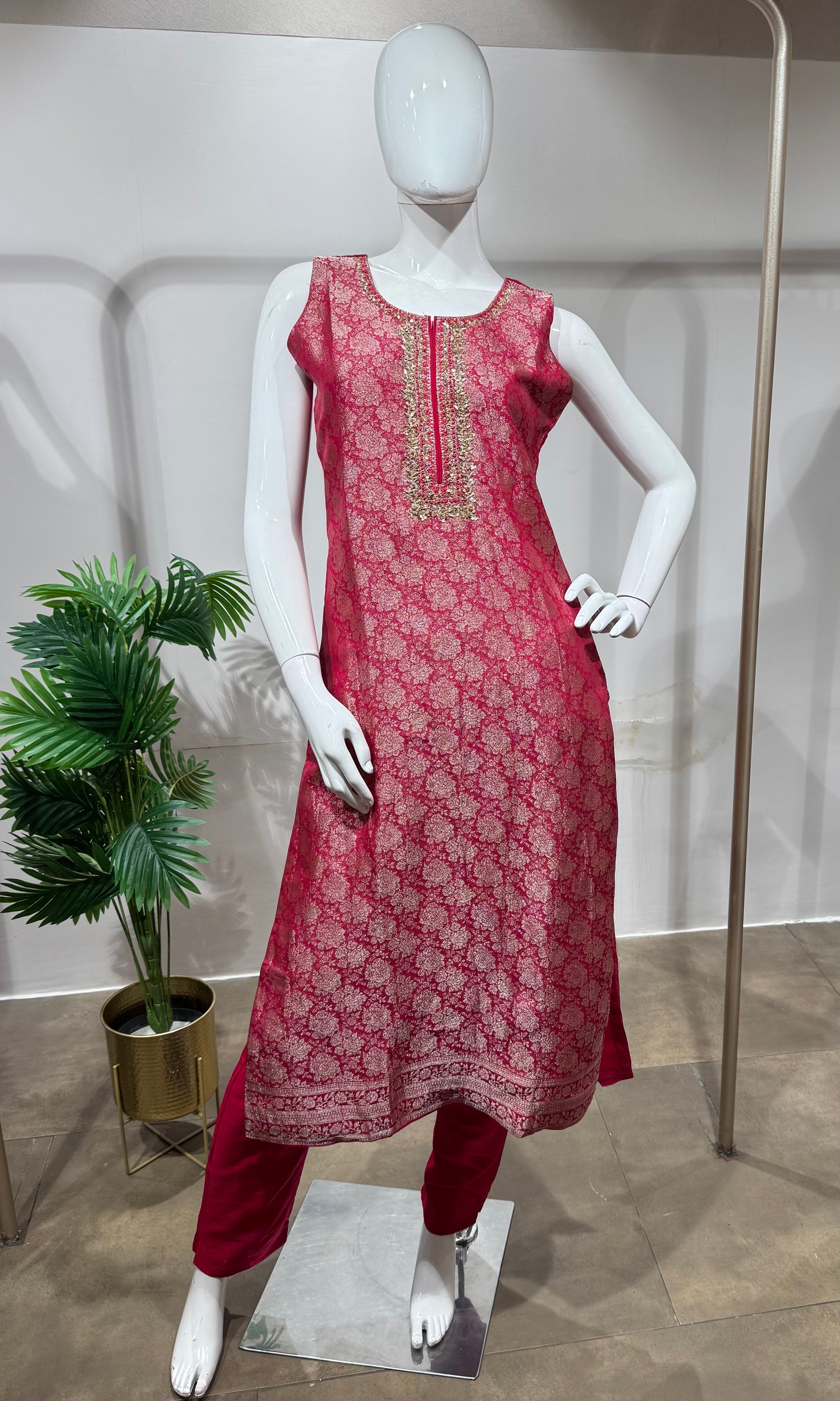 Rani pink banarasi kurta set