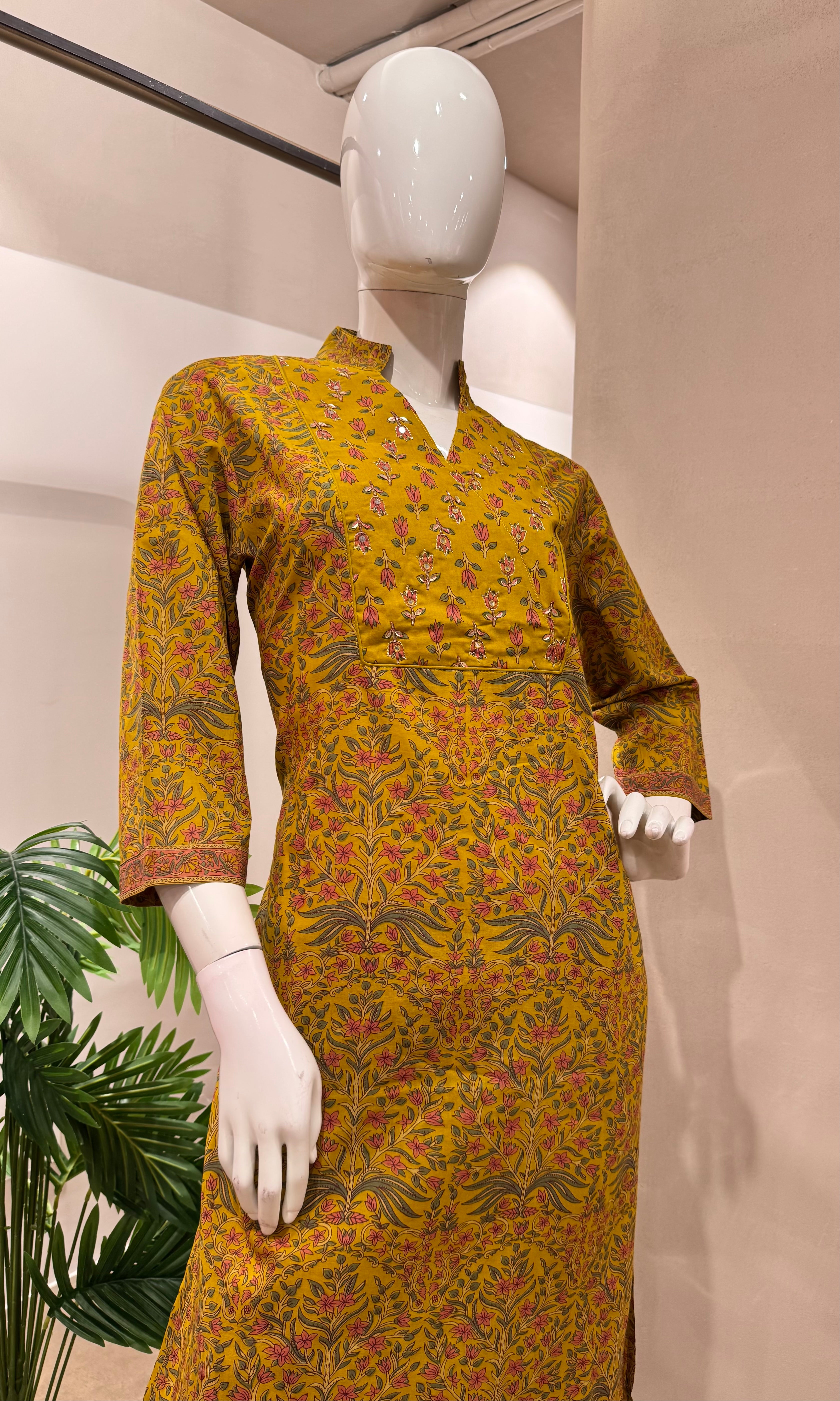 MUSTARD ETHNIC PRINTED KURTA SET