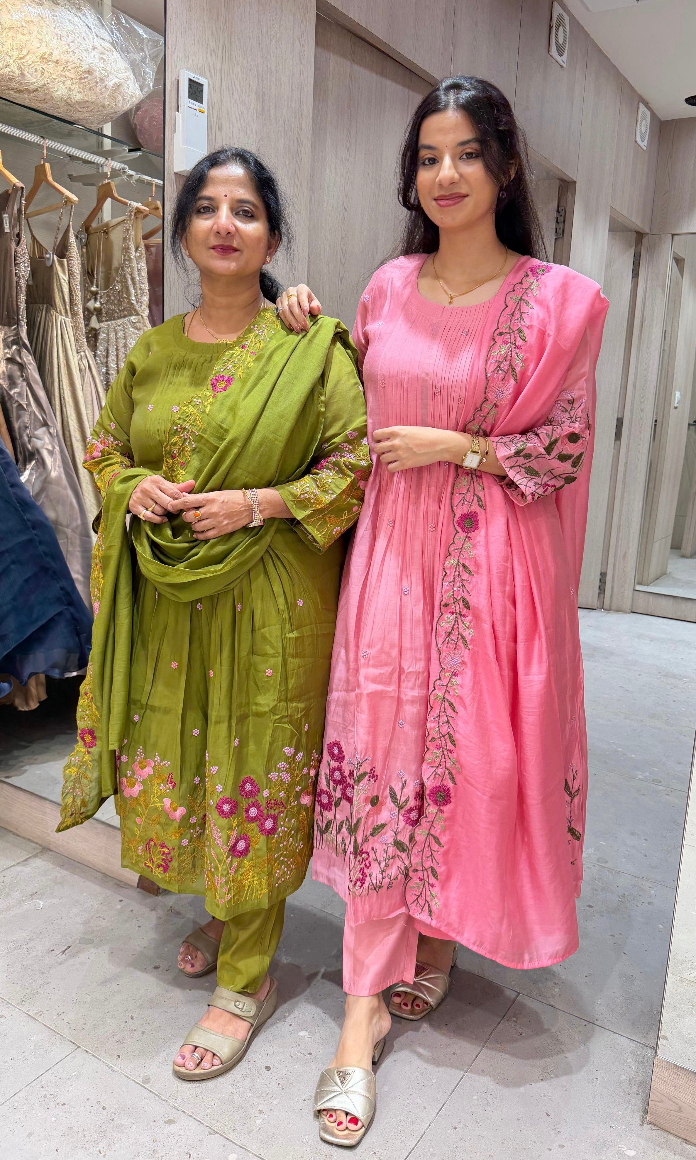 Baby pink embroidered kurta set with dupatta