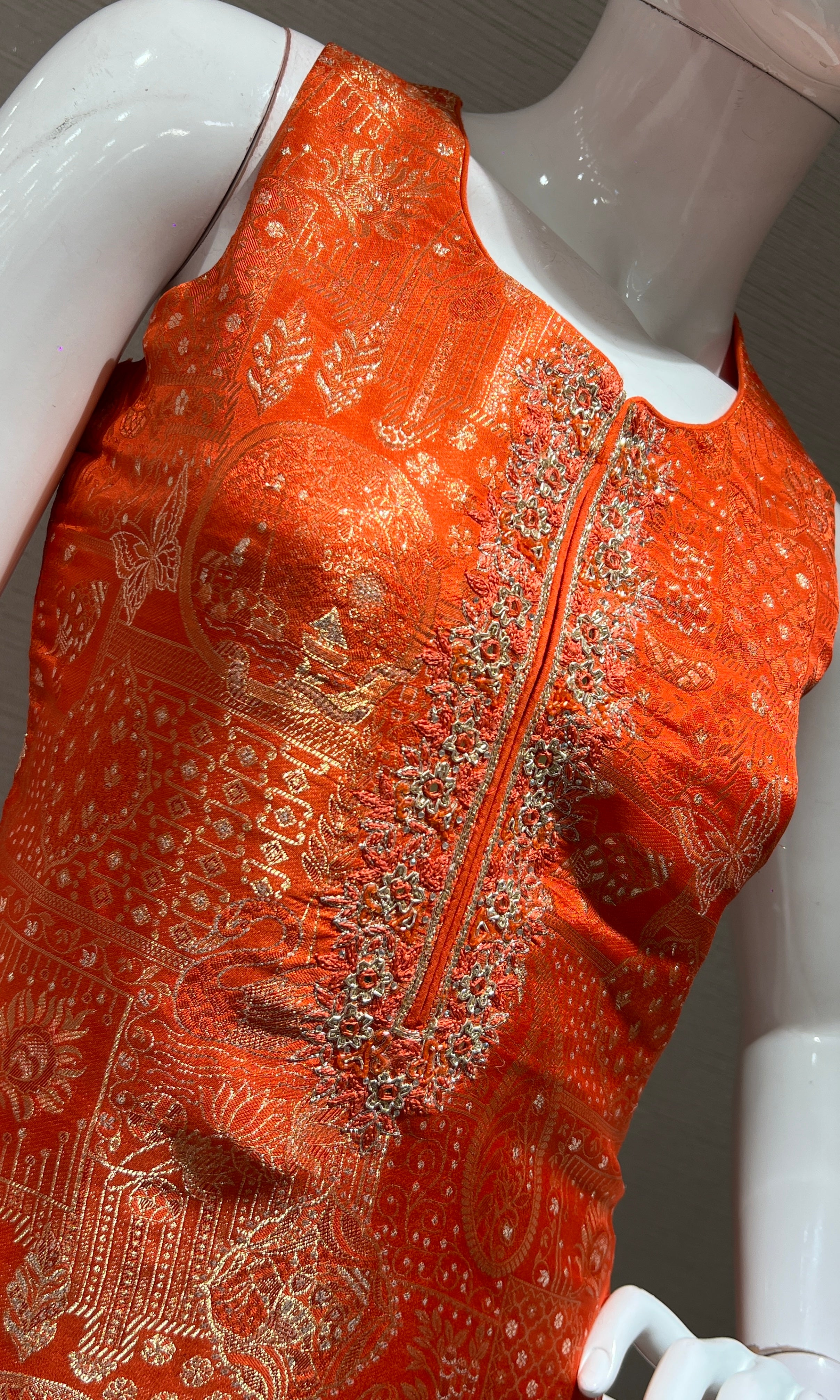 ORANGE ETHNIC KURTA SET WITH WOVEN DUPATTA
