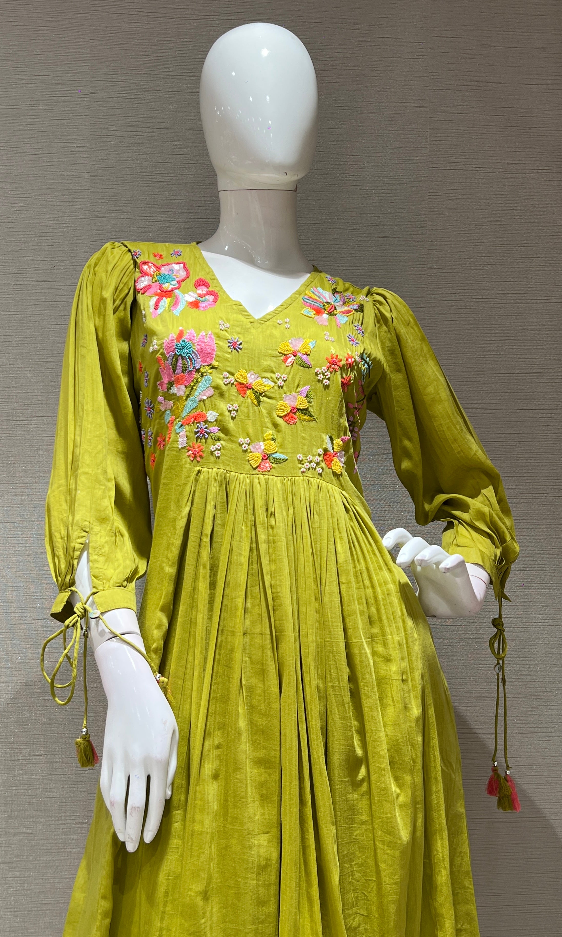 Green FLORAL MUL CHANDERI kurta set