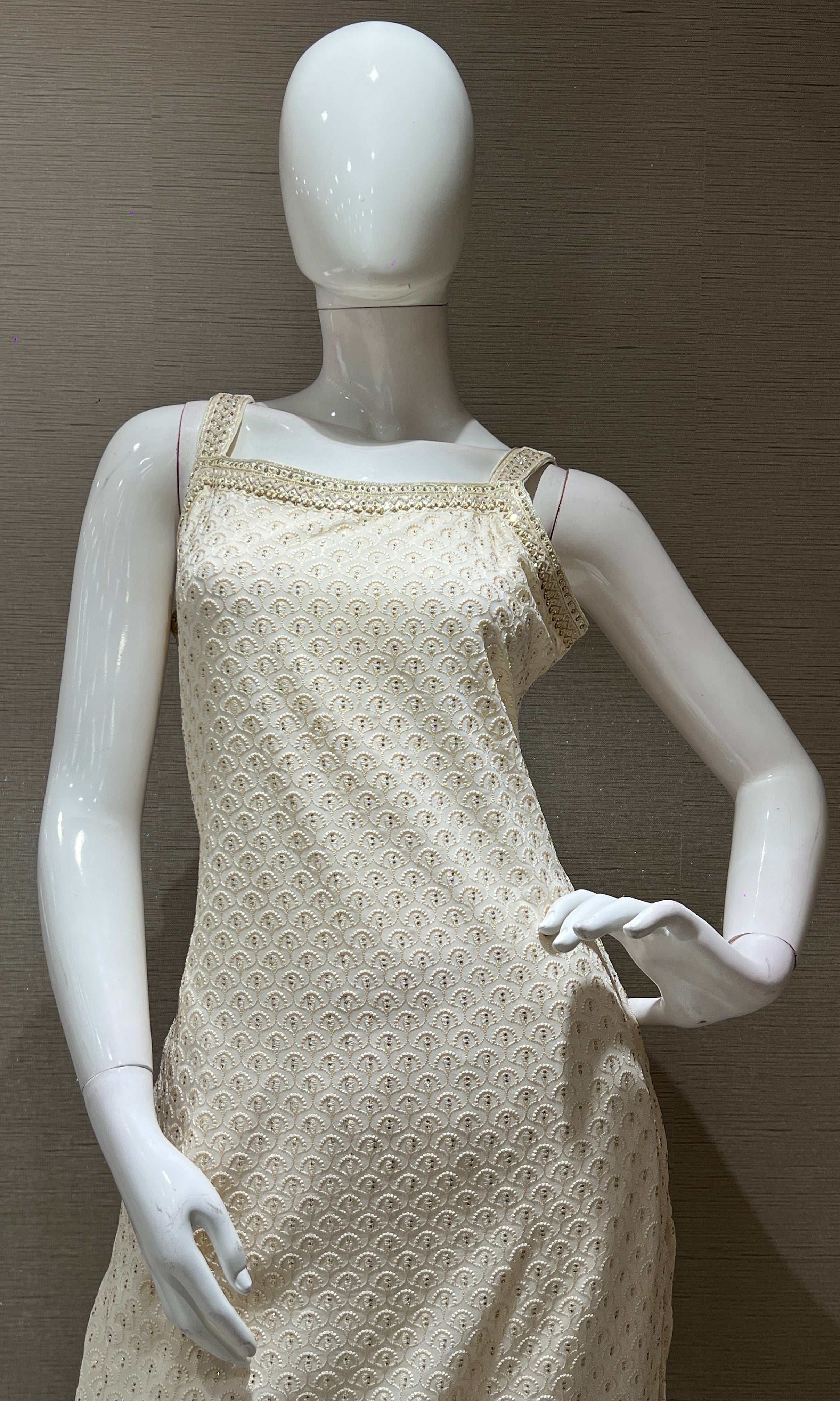 Off White Kurta Set with Subtle Embroidery