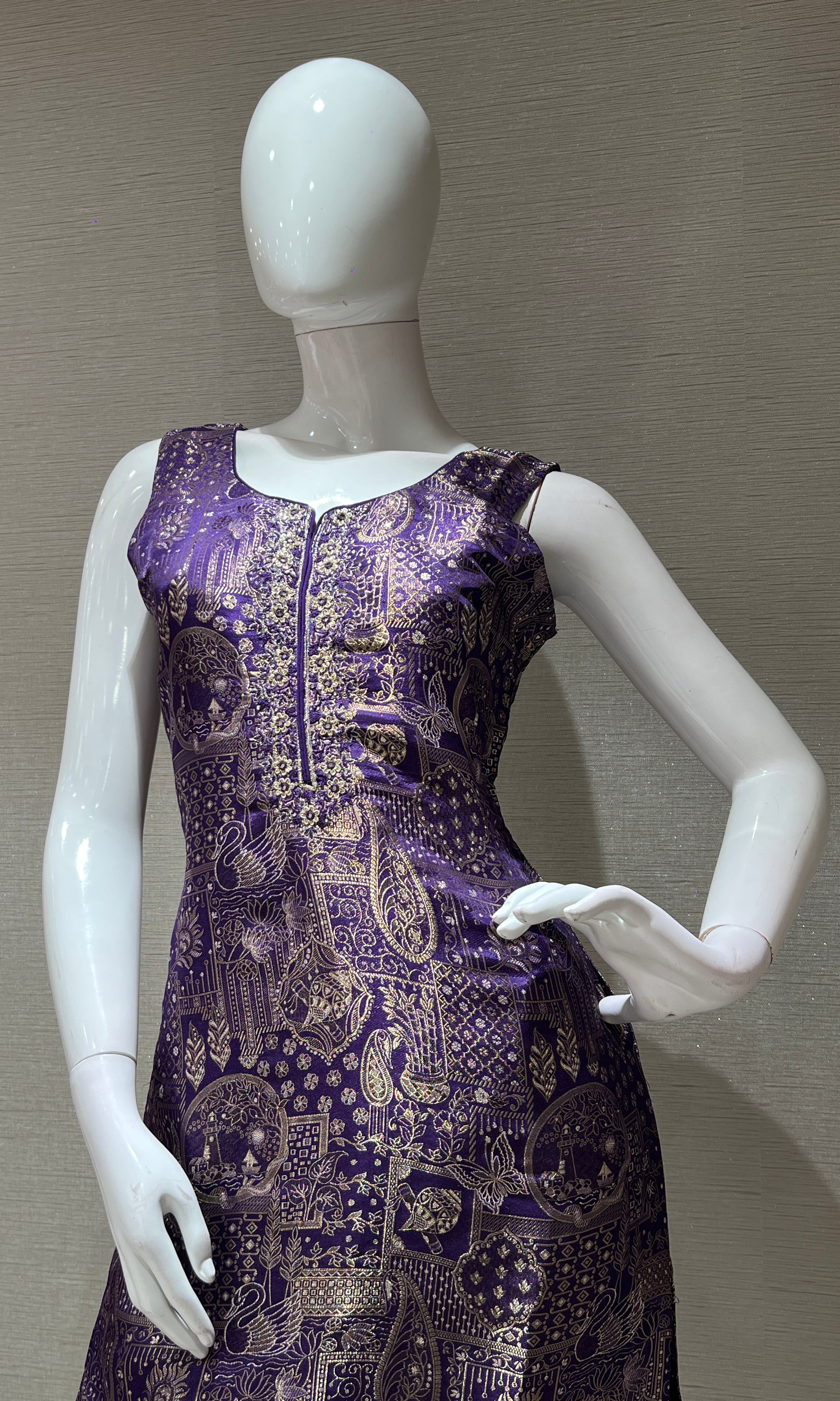 PURPLE ETHNIC KURTA SET WITH WOVEN DUPATTA