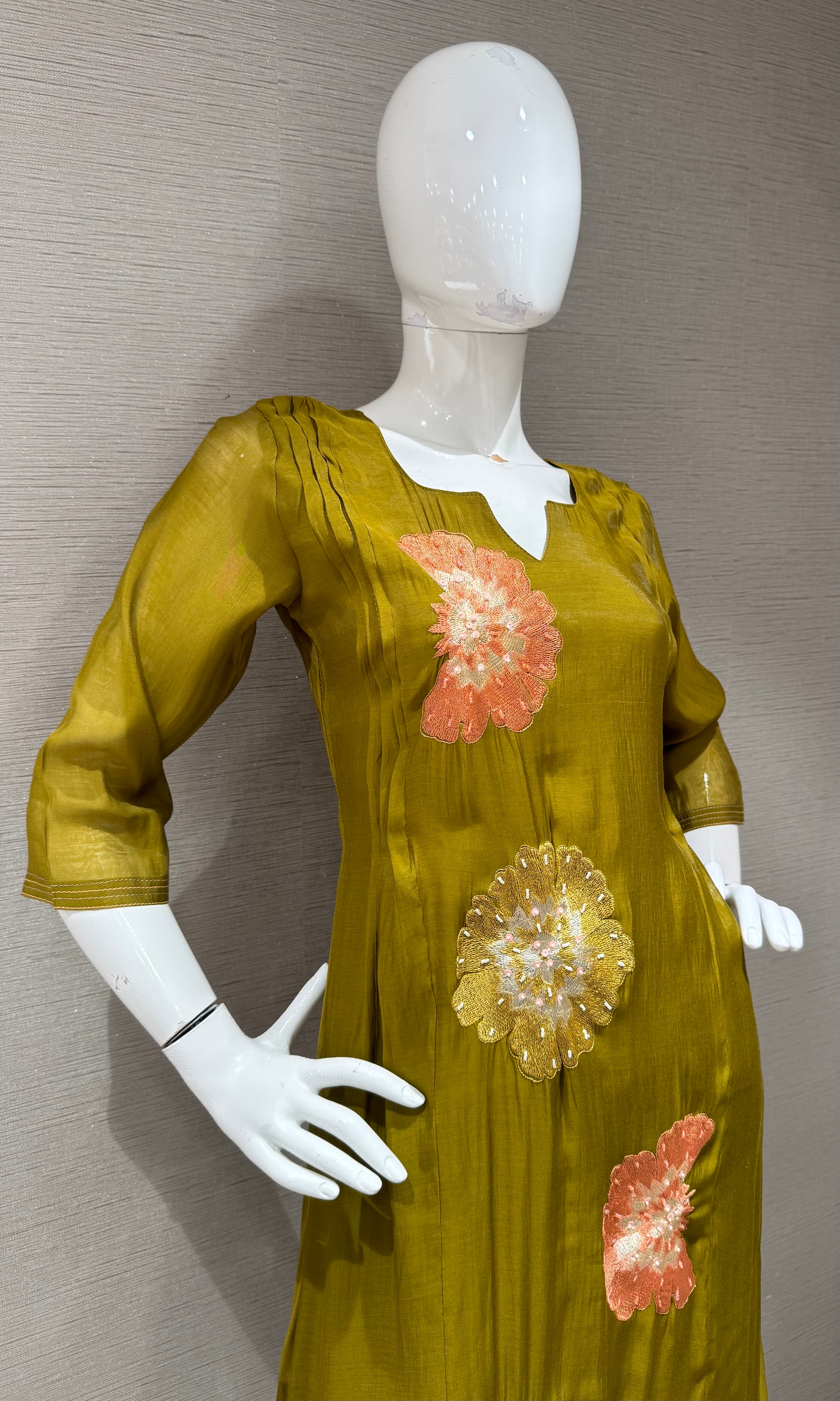 Mehendi Green cotton silk Floral Motif Kurta set with dupatta
