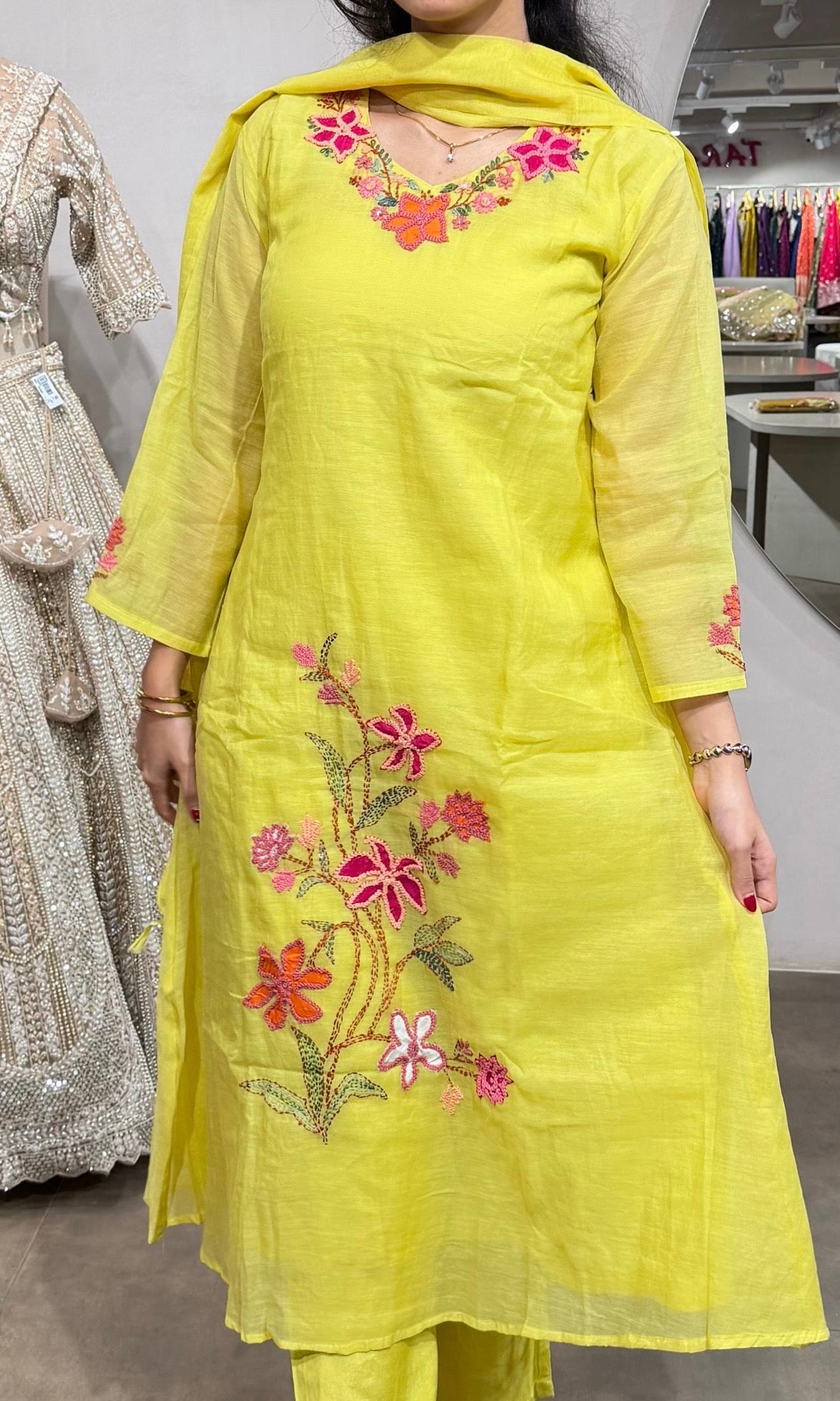 Green Cotton Kurta Set with Botanical Embroidery