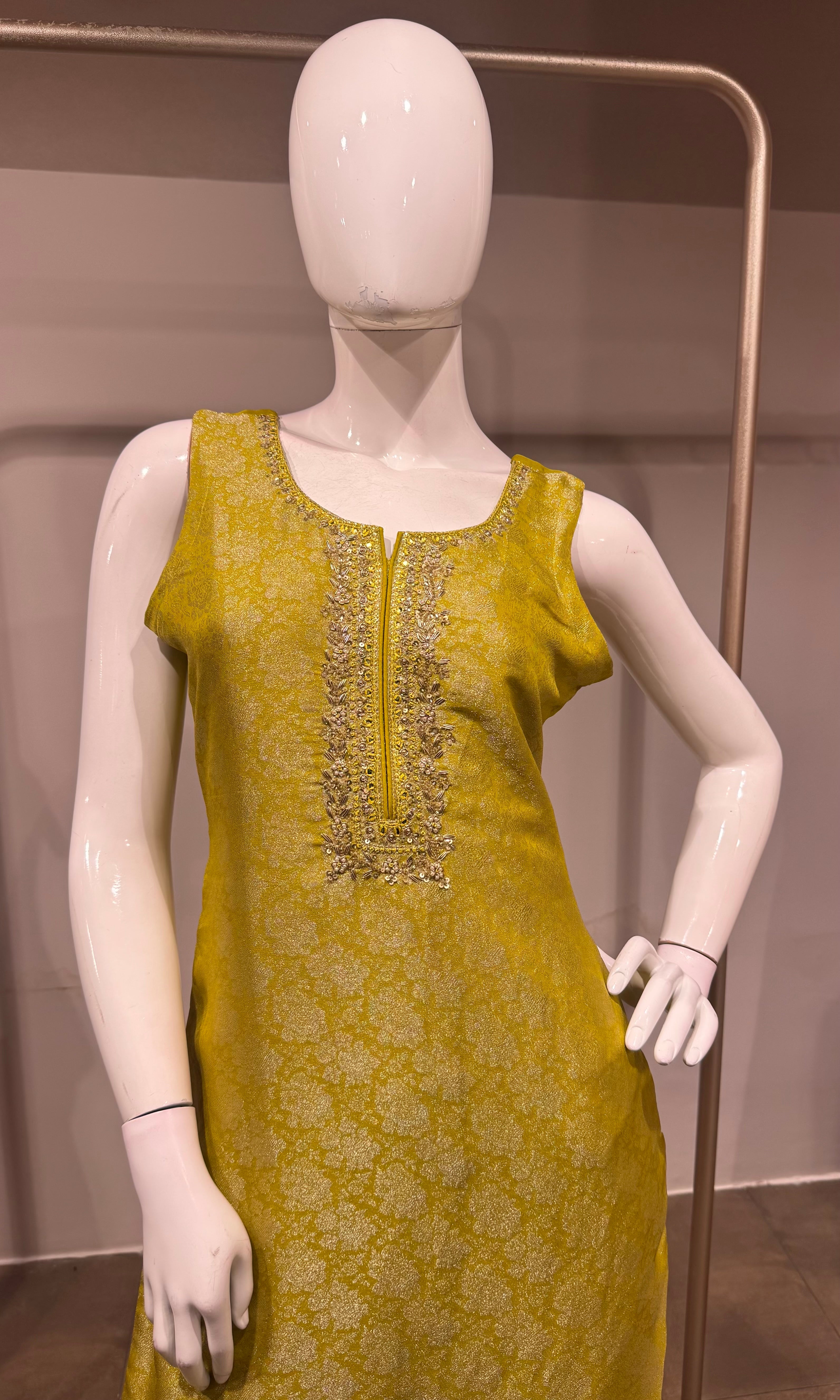 GREEN Embroidered Kurti Set with Dupatta