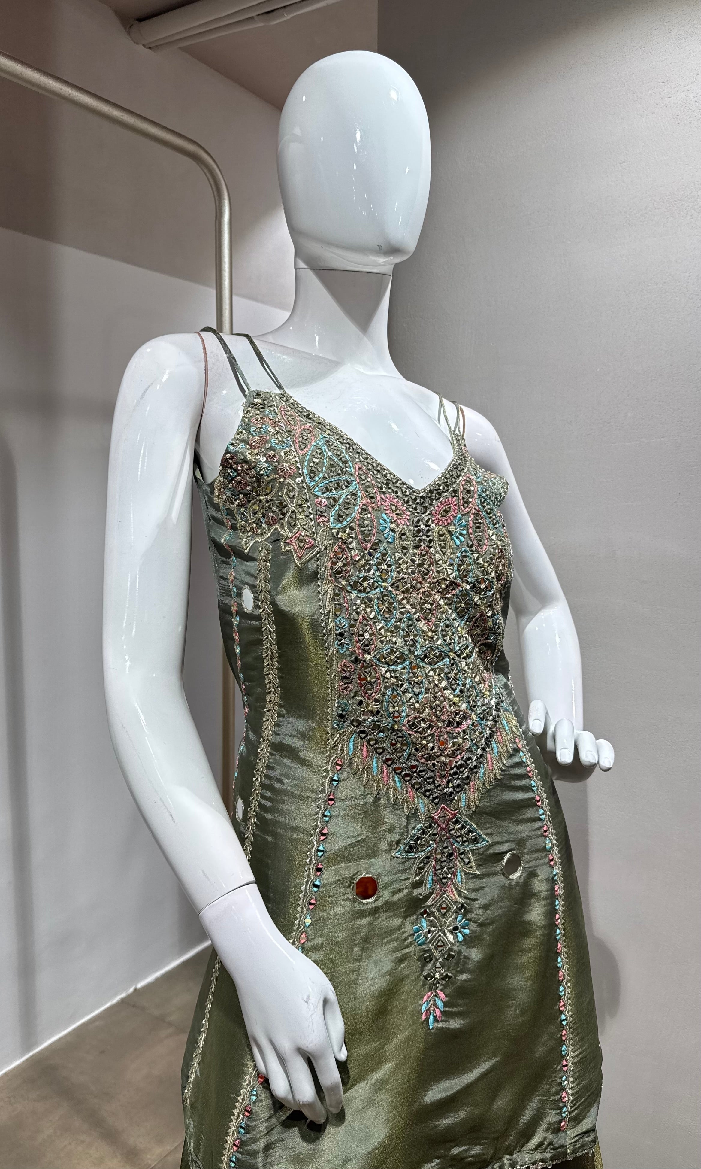 GREEN EMBROIDERED PALAZZO SET