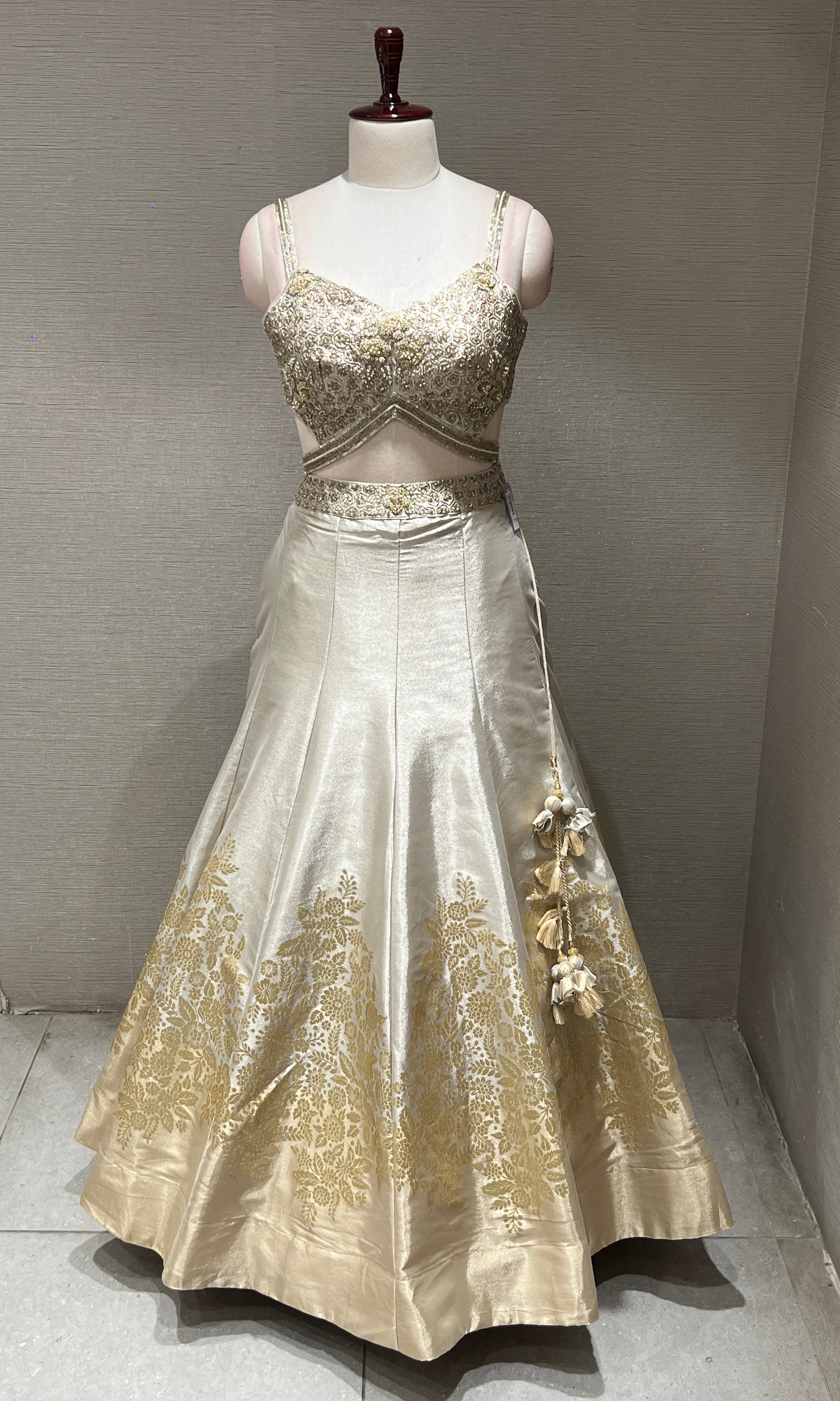 Gold Lehenga with mobile pocket