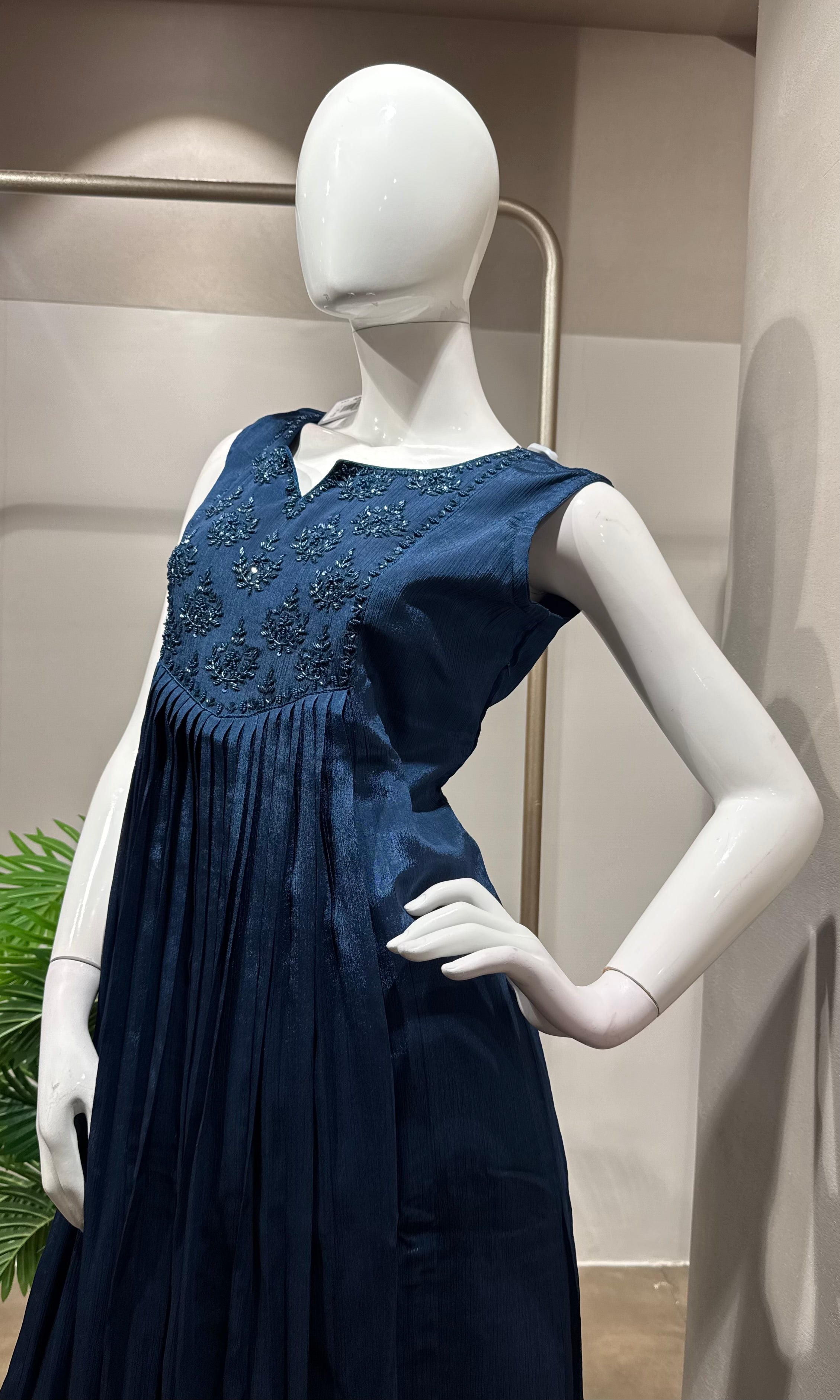 blue embroidered kurta set