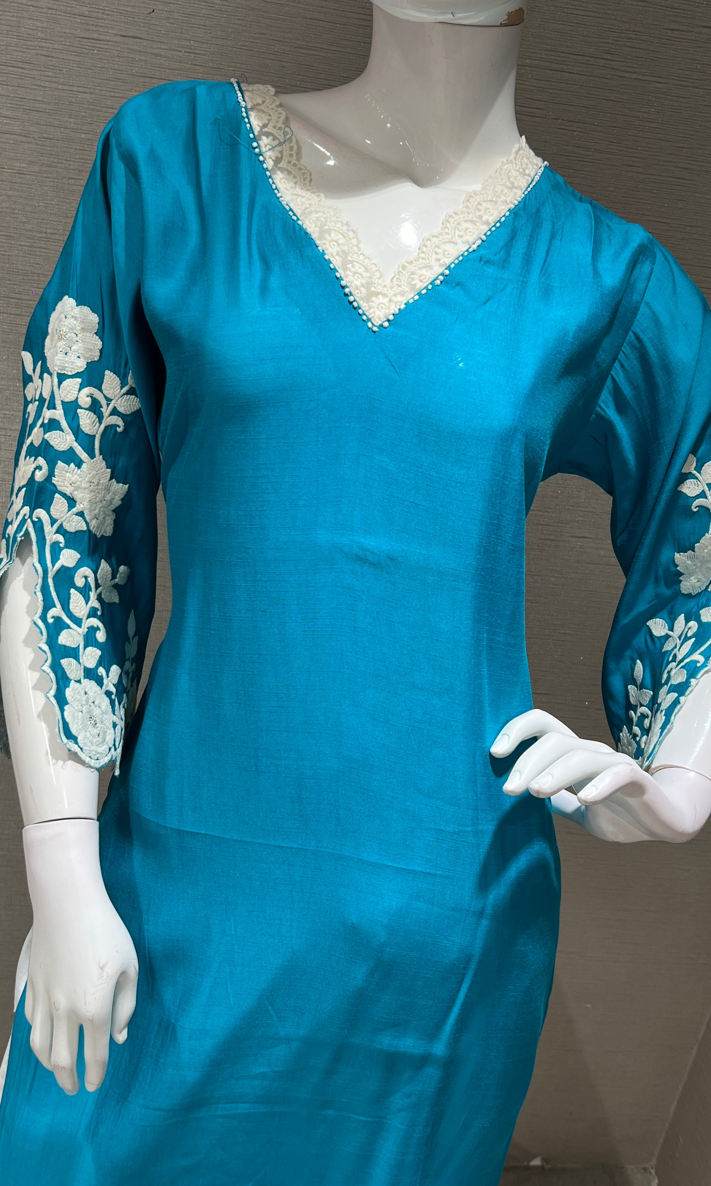 Rama KURTI TOP WITH FULL FLORAL SLEEVES