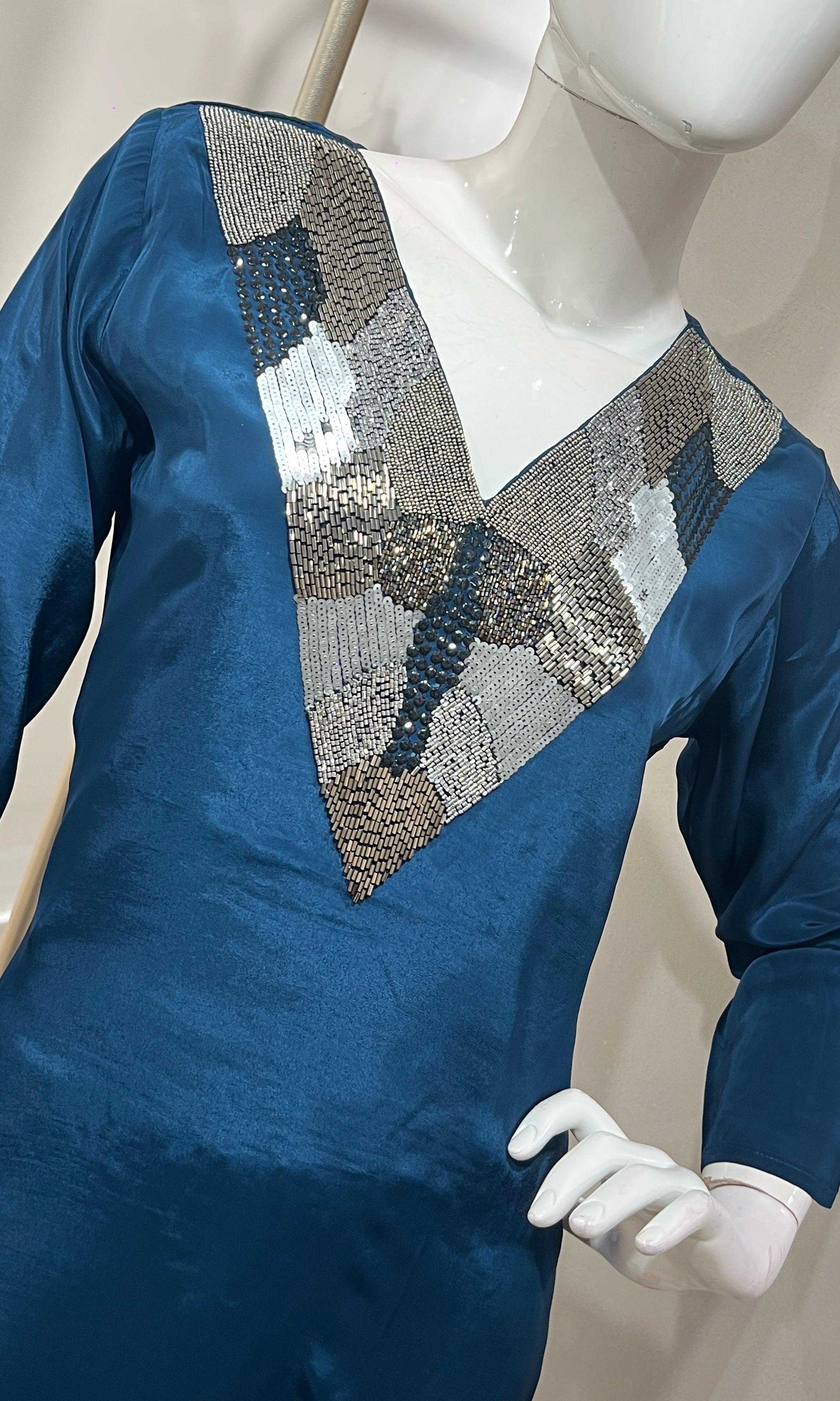 TEAL BLUE ELEGANT V NECK CORD SET