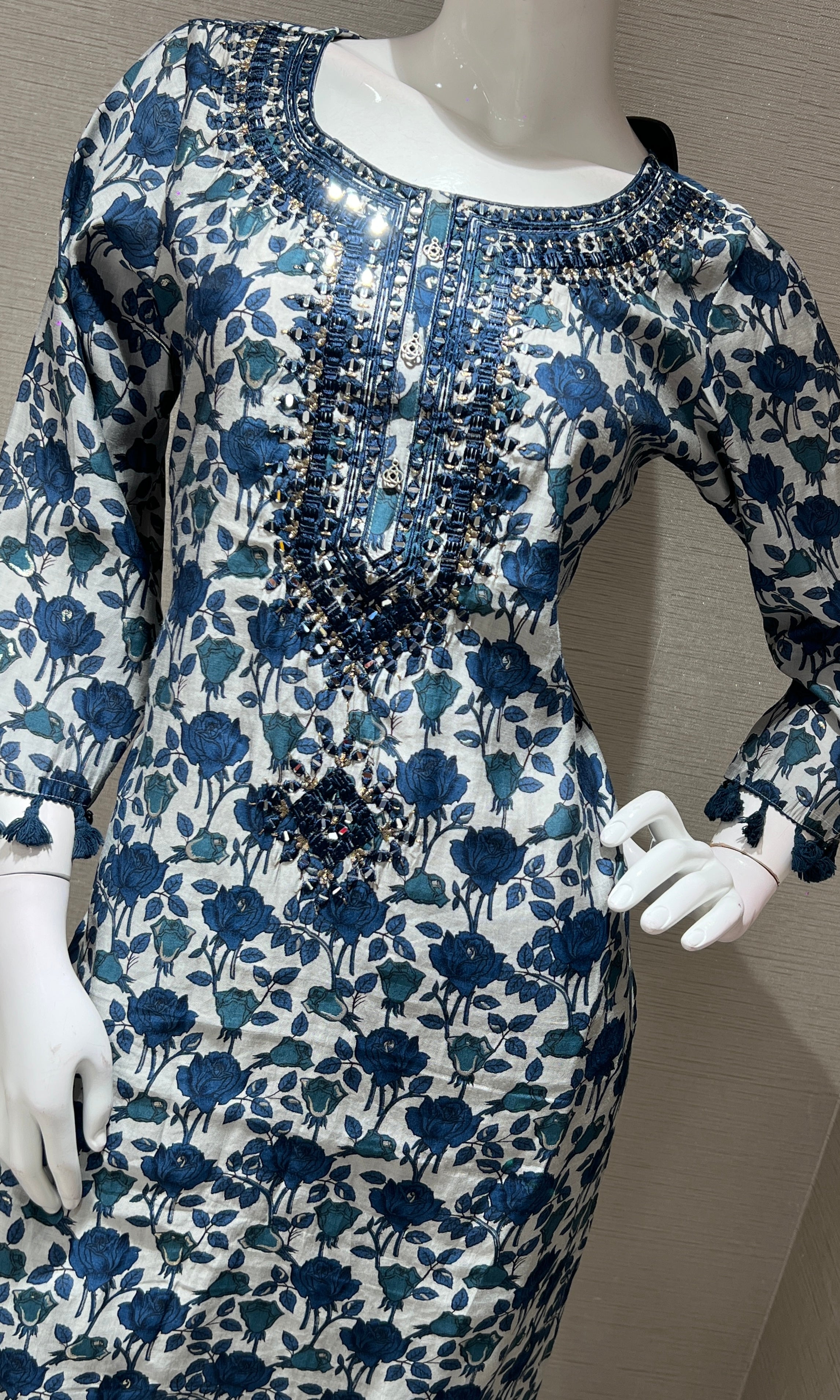 BLUE ETHNIC FLORAL PRINT KURTA SET