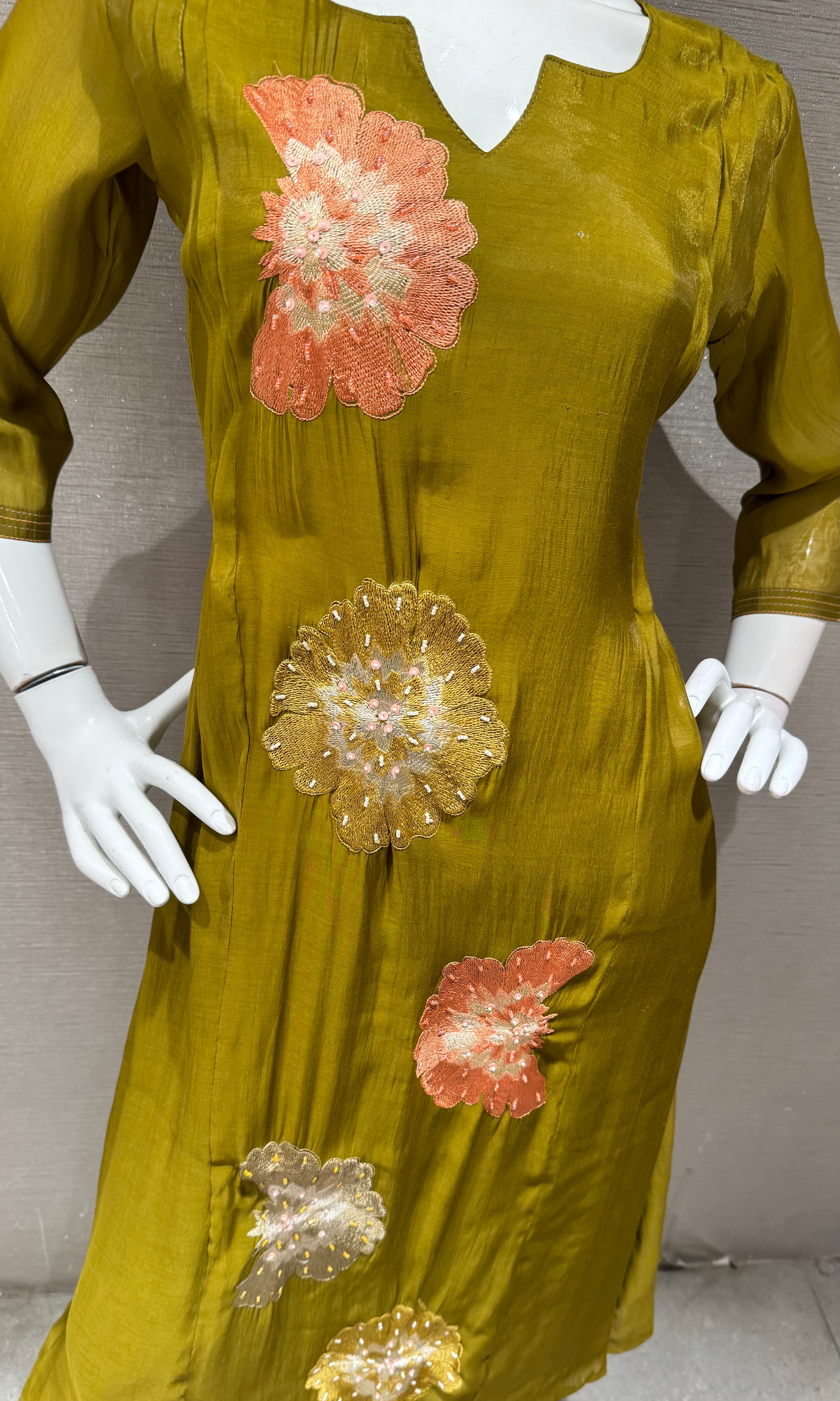 Mehendi Green cotton silk Floral Motif Kurta set with dupatta