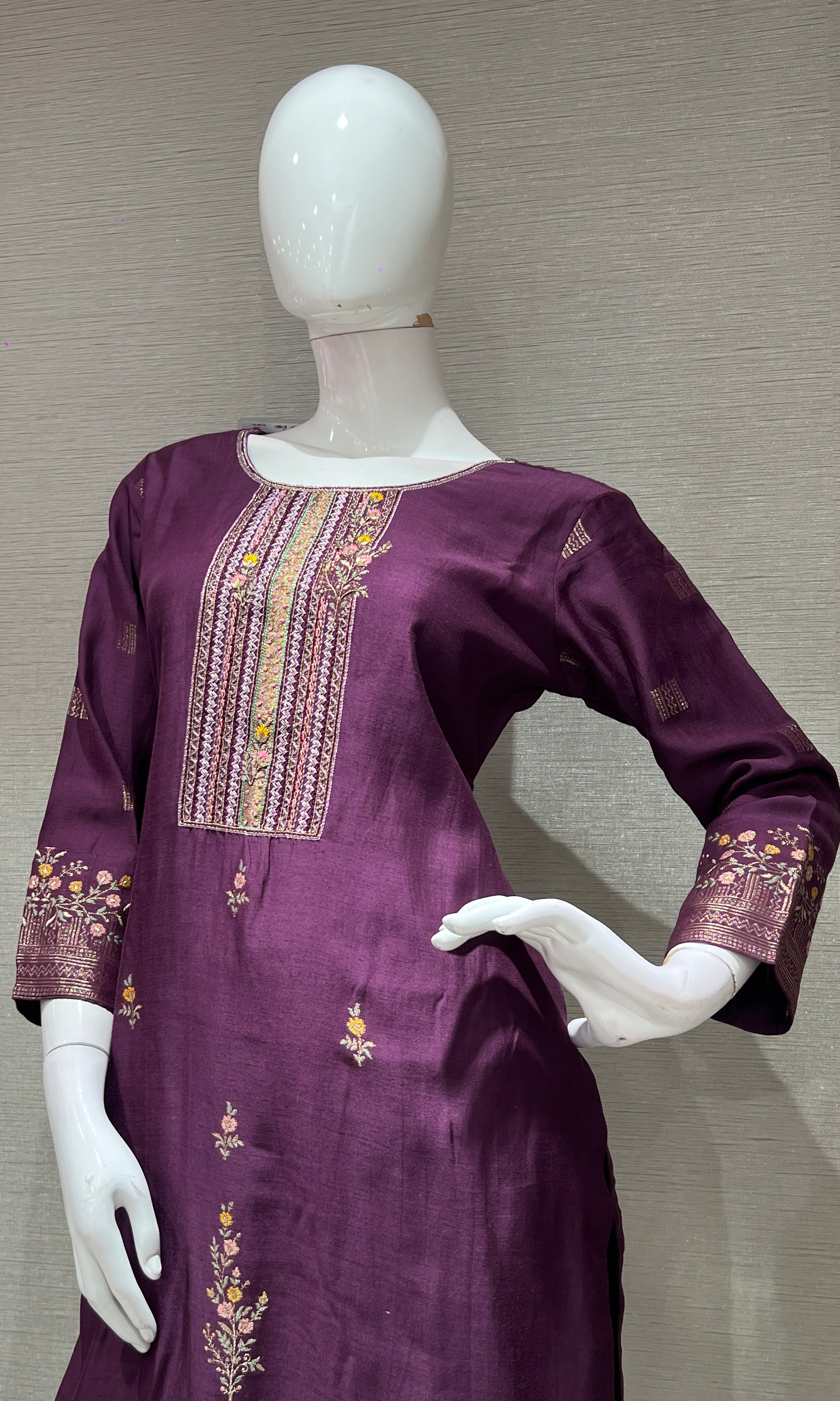 WINE EMBROIDERED KURTA SET WITH DUPATTA
