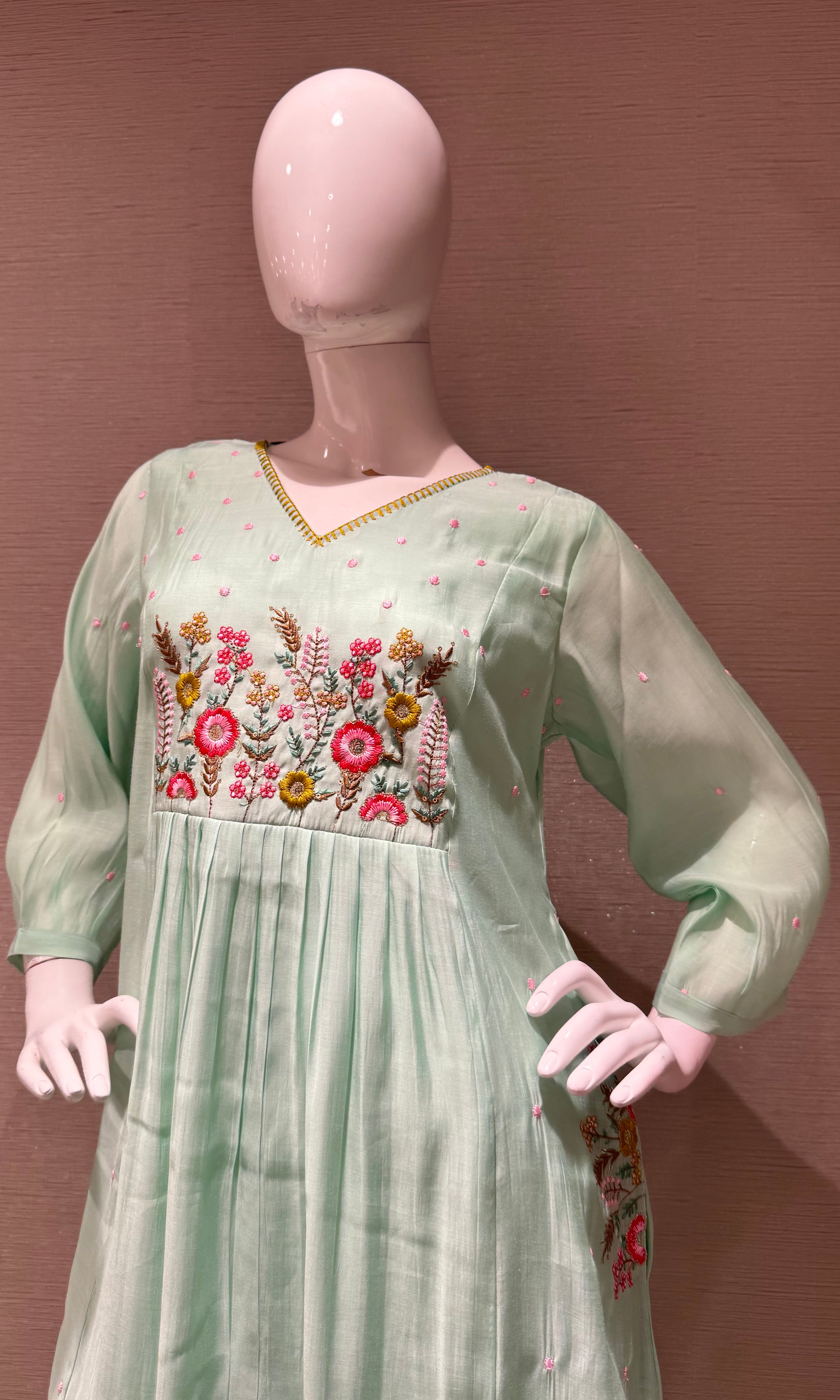Sea Green Floral embroidery kurta set