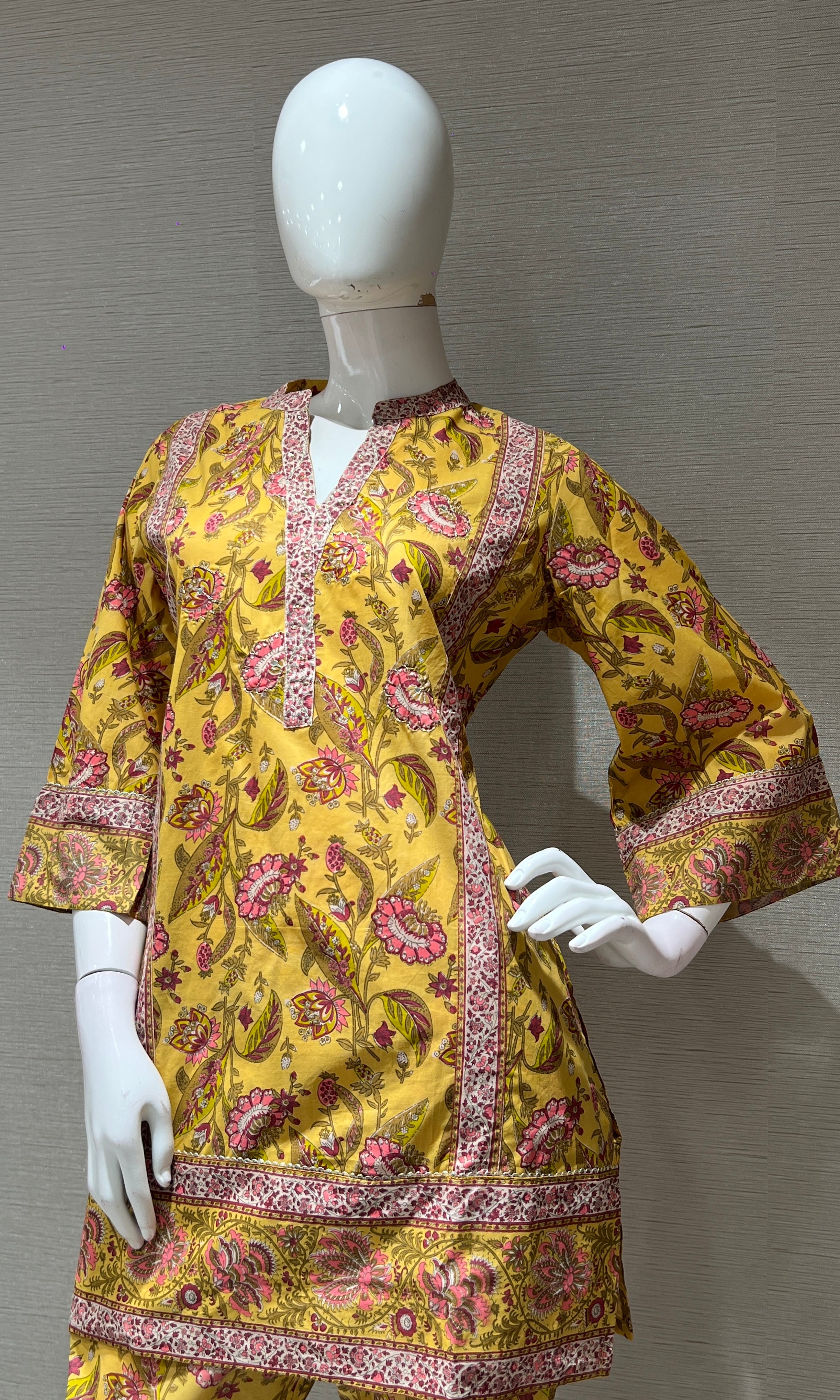 Yellow FLORAL PRINT KURTI WITH BOTTOM
