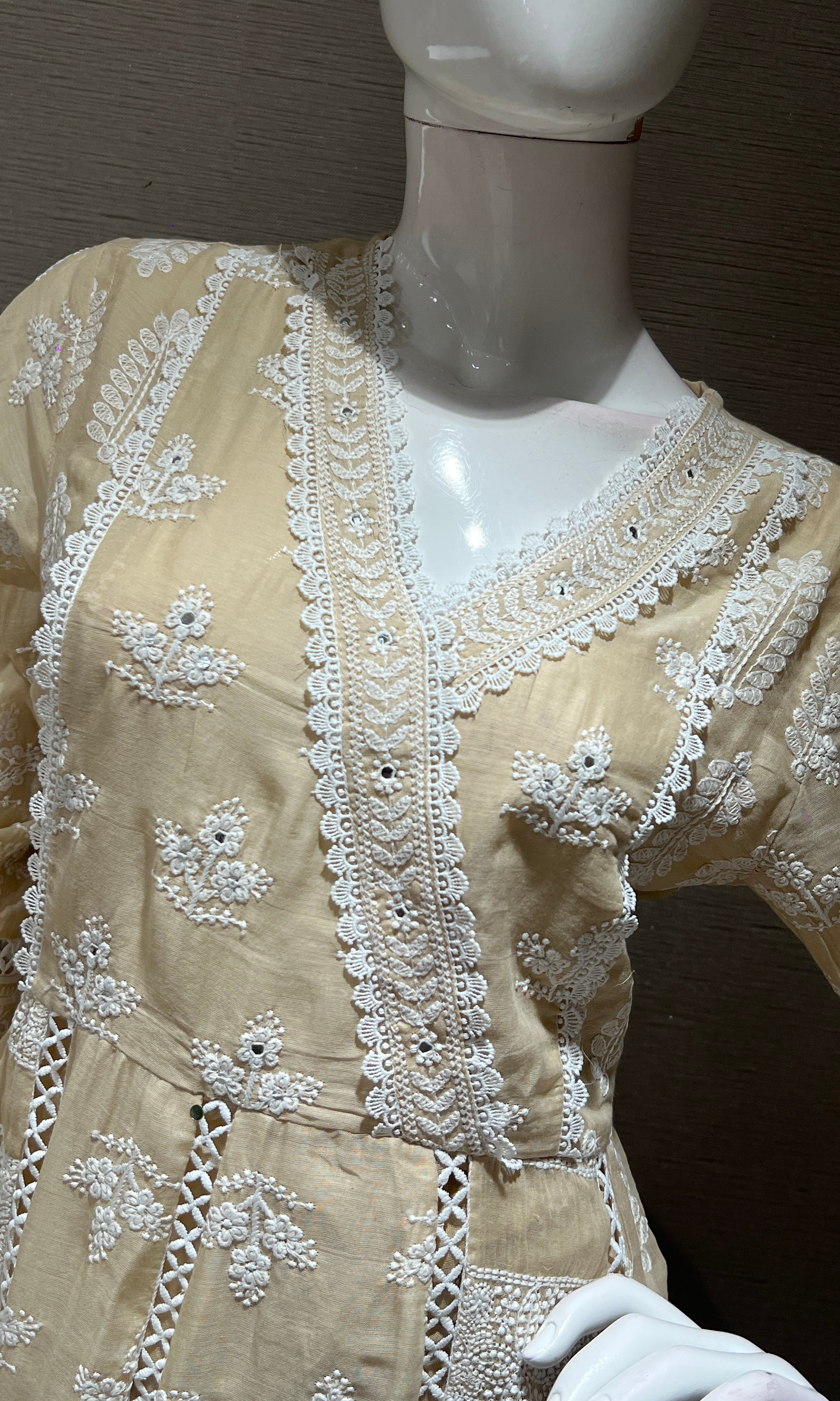 BEGIE Chikankari Anarkali kurta set