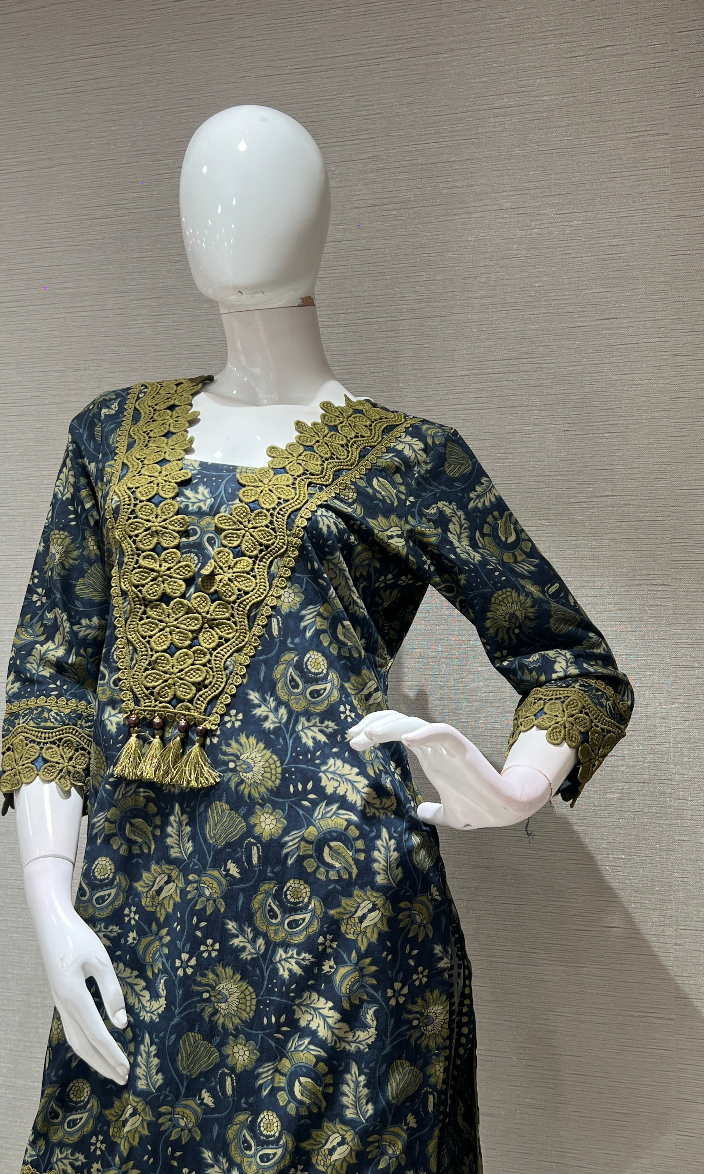 Blue FLORAL EMBROIDERED KURTA SET