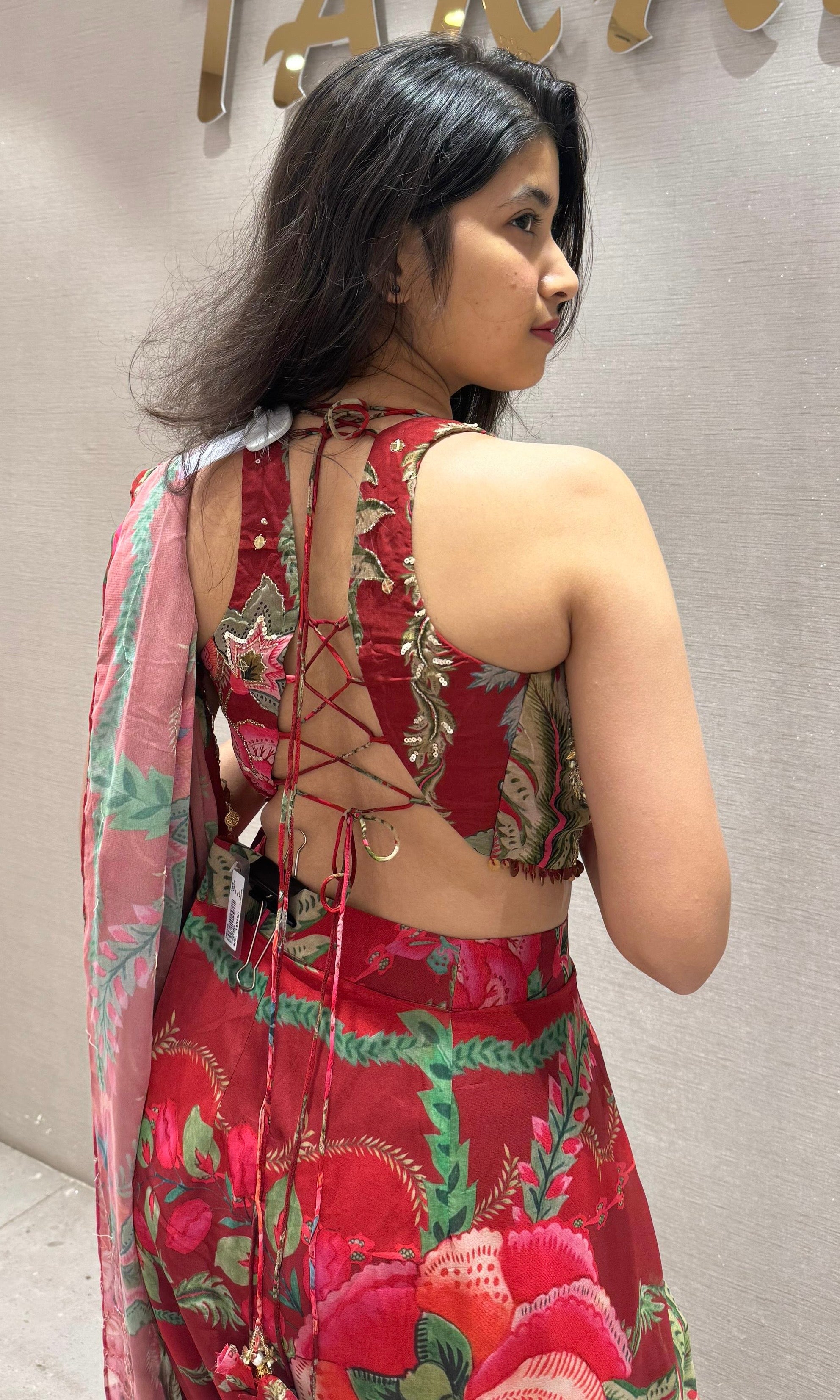 Red one minute saree